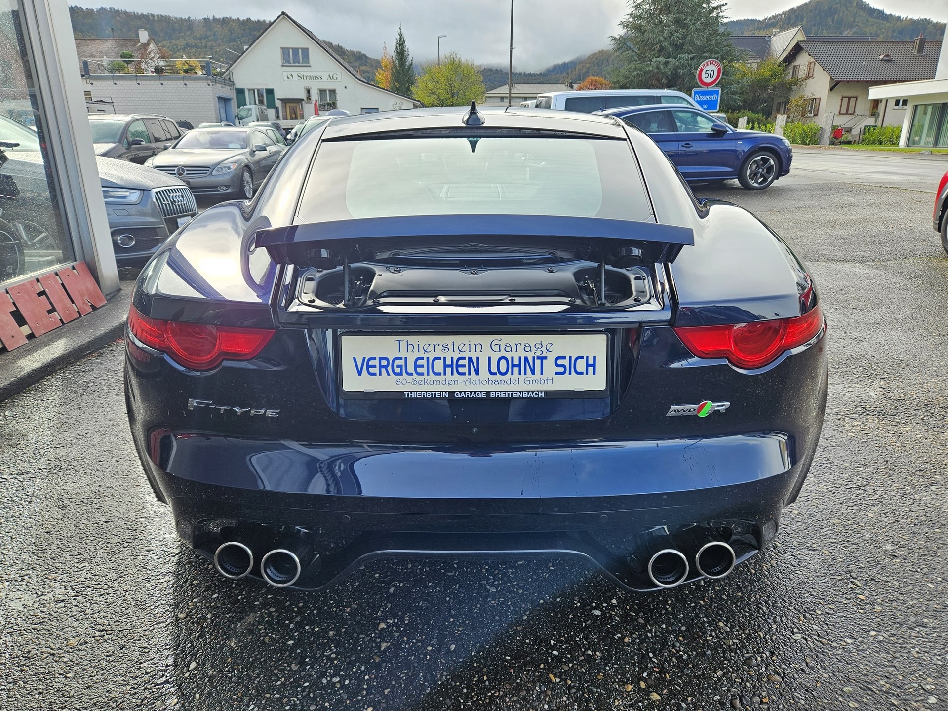 JAGUAR F-Type Coupé R 5.0 V8 S/C AWD-image-4