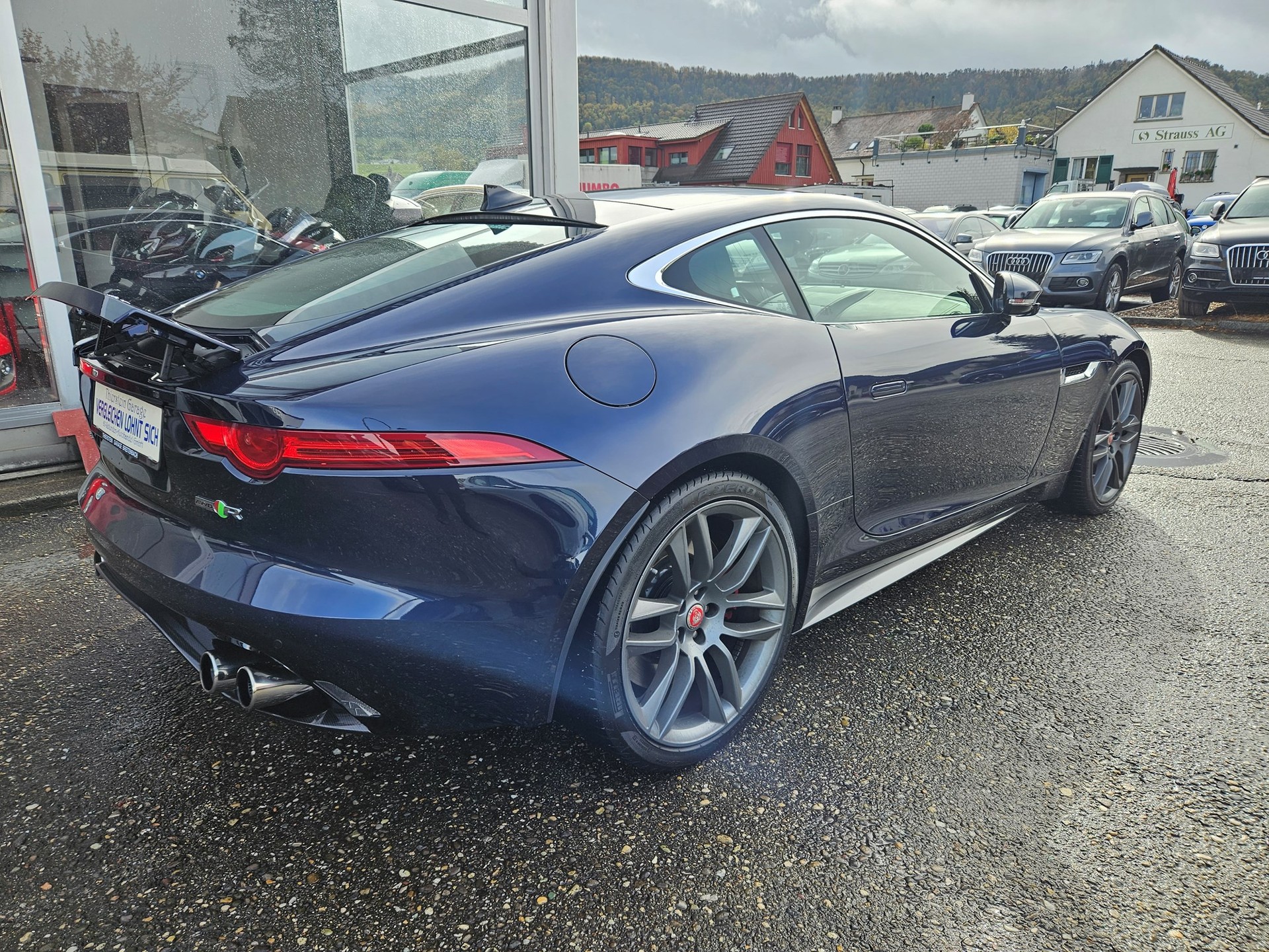 JAGUAR F-Type Coupé R 5.0 V8 S/C AWD-image-6