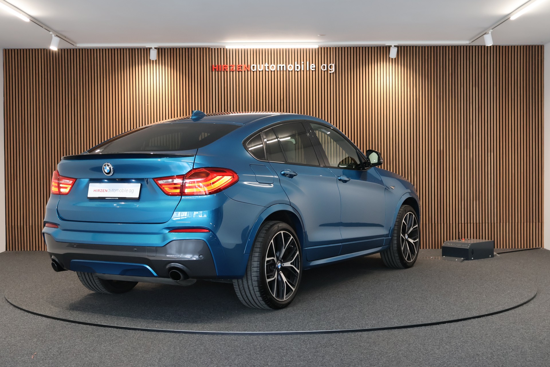 BMW X4 M 40i Steptronic-image-4