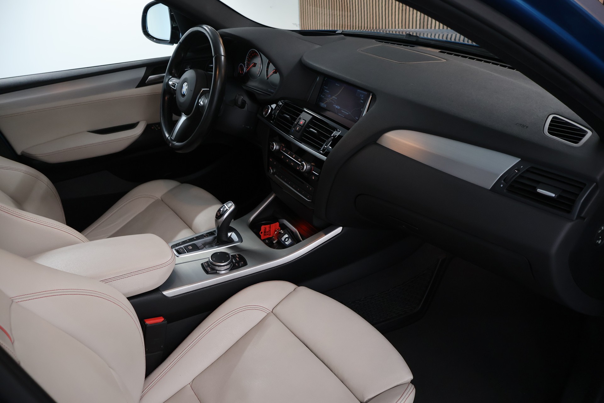 BMW X4 M 40i Steptronic-image-12