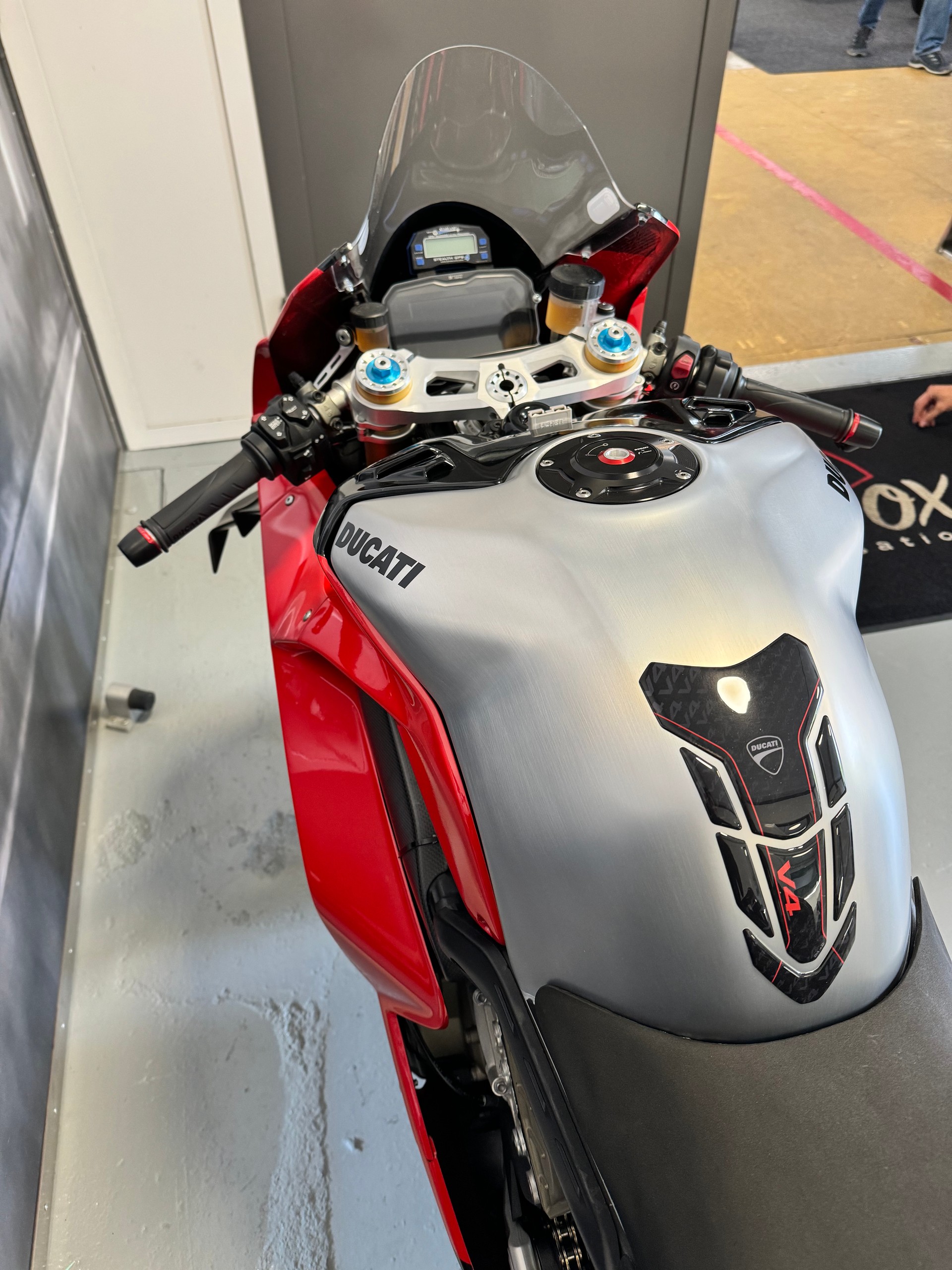 DUCATI Panigale 998 V4 R-image-11