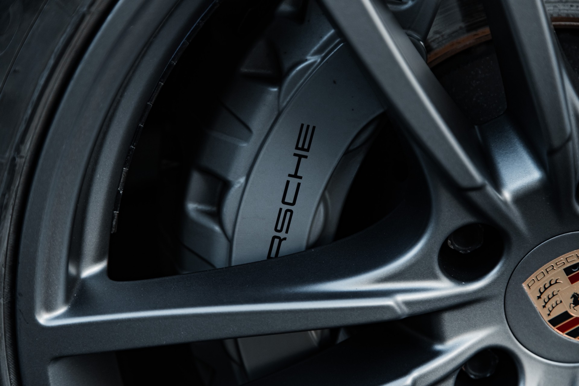 PORSCHE Cayenne S-image-7