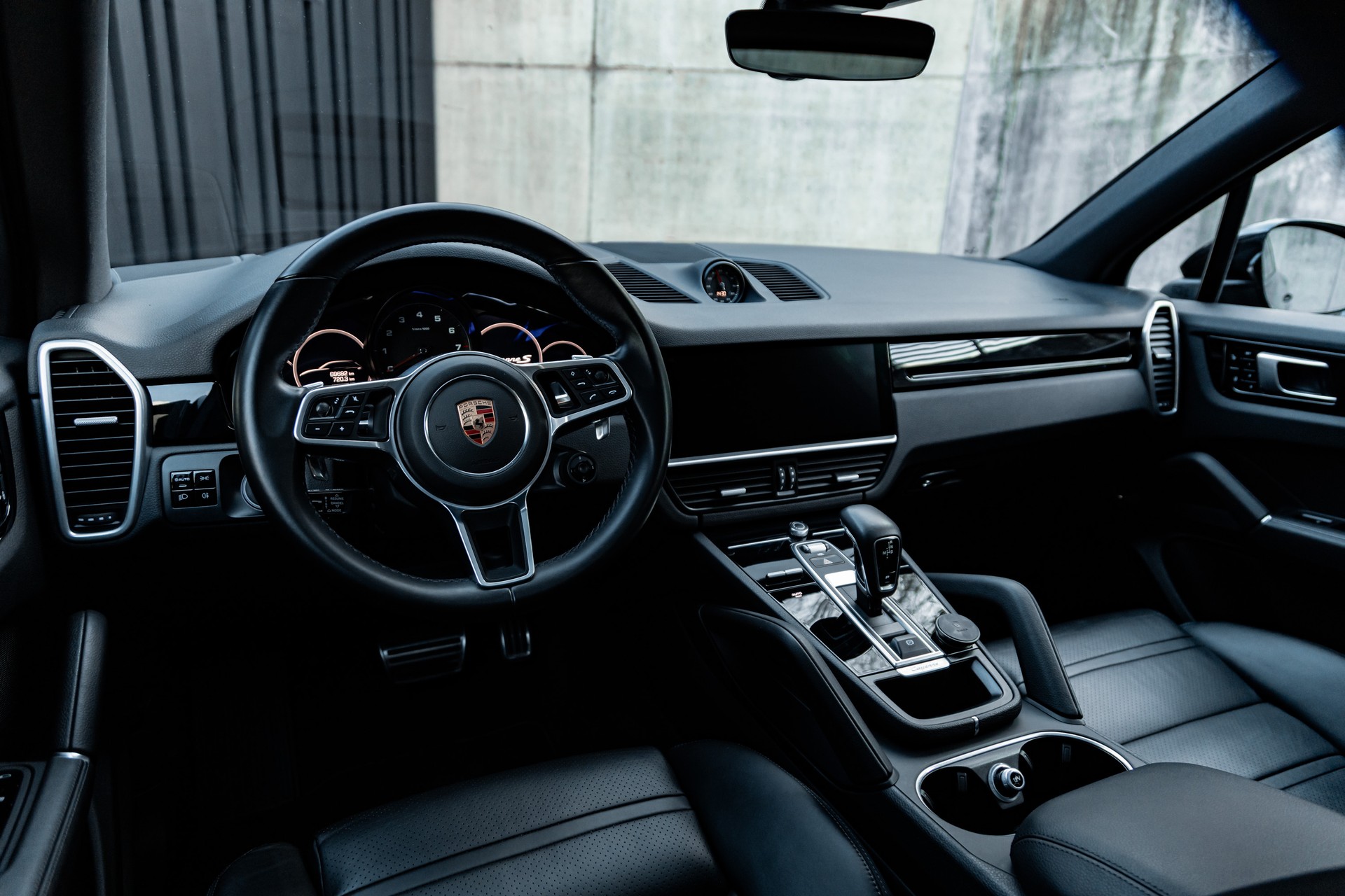 PORSCHE Cayenne S-image-24