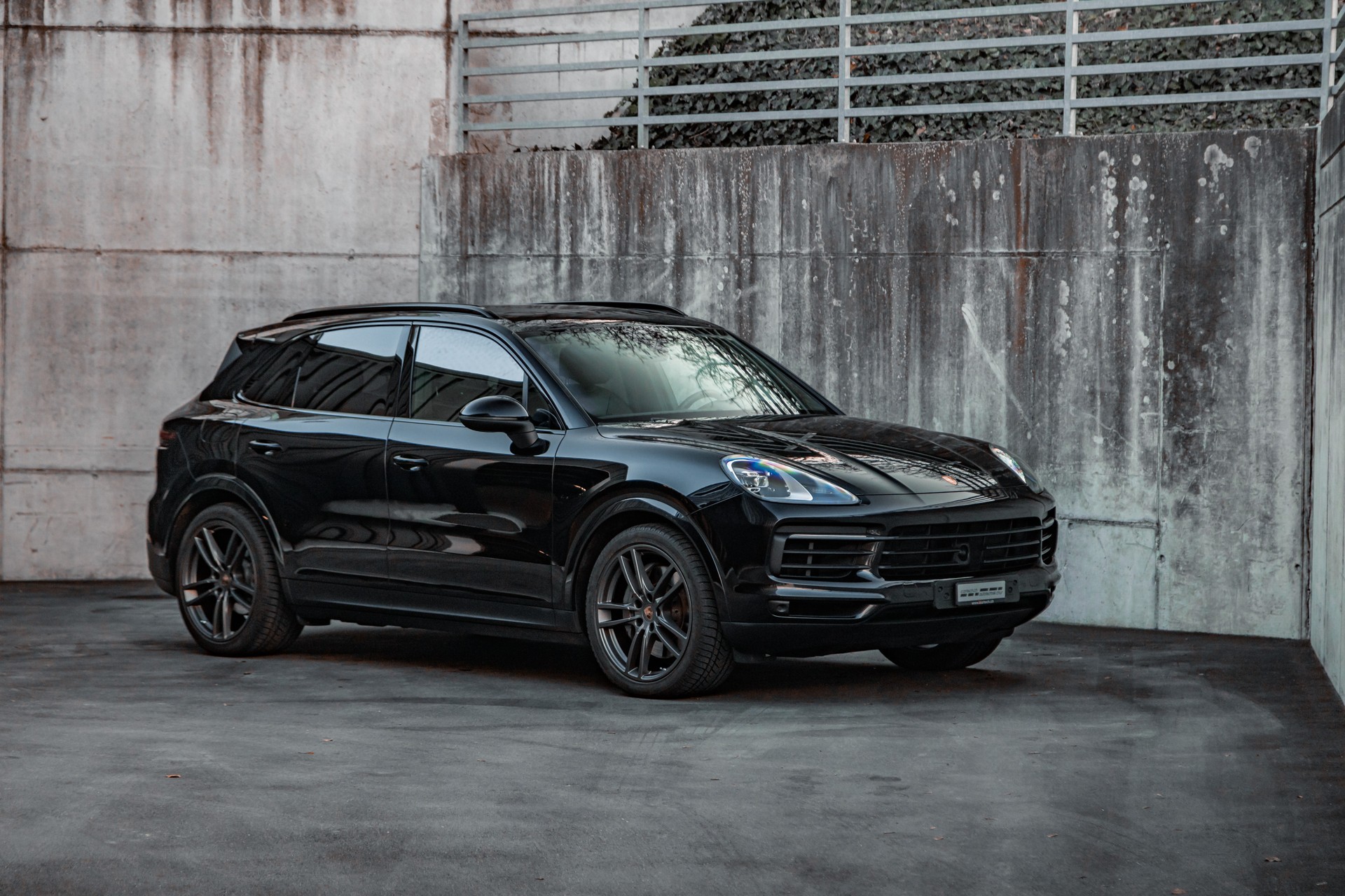 PORSCHE Cayenne S-image-4
