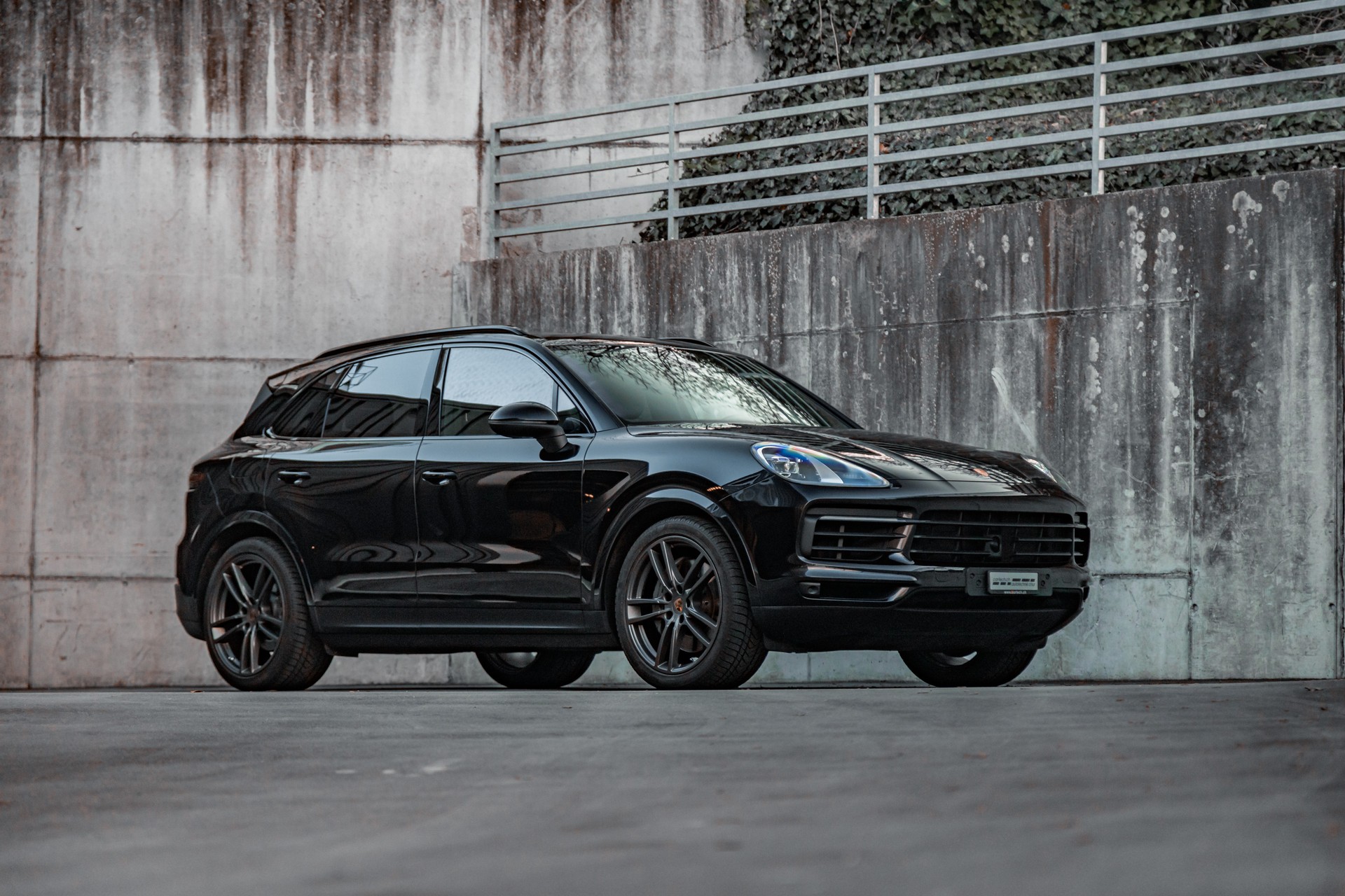PORSCHE Cayenne S-image-5
