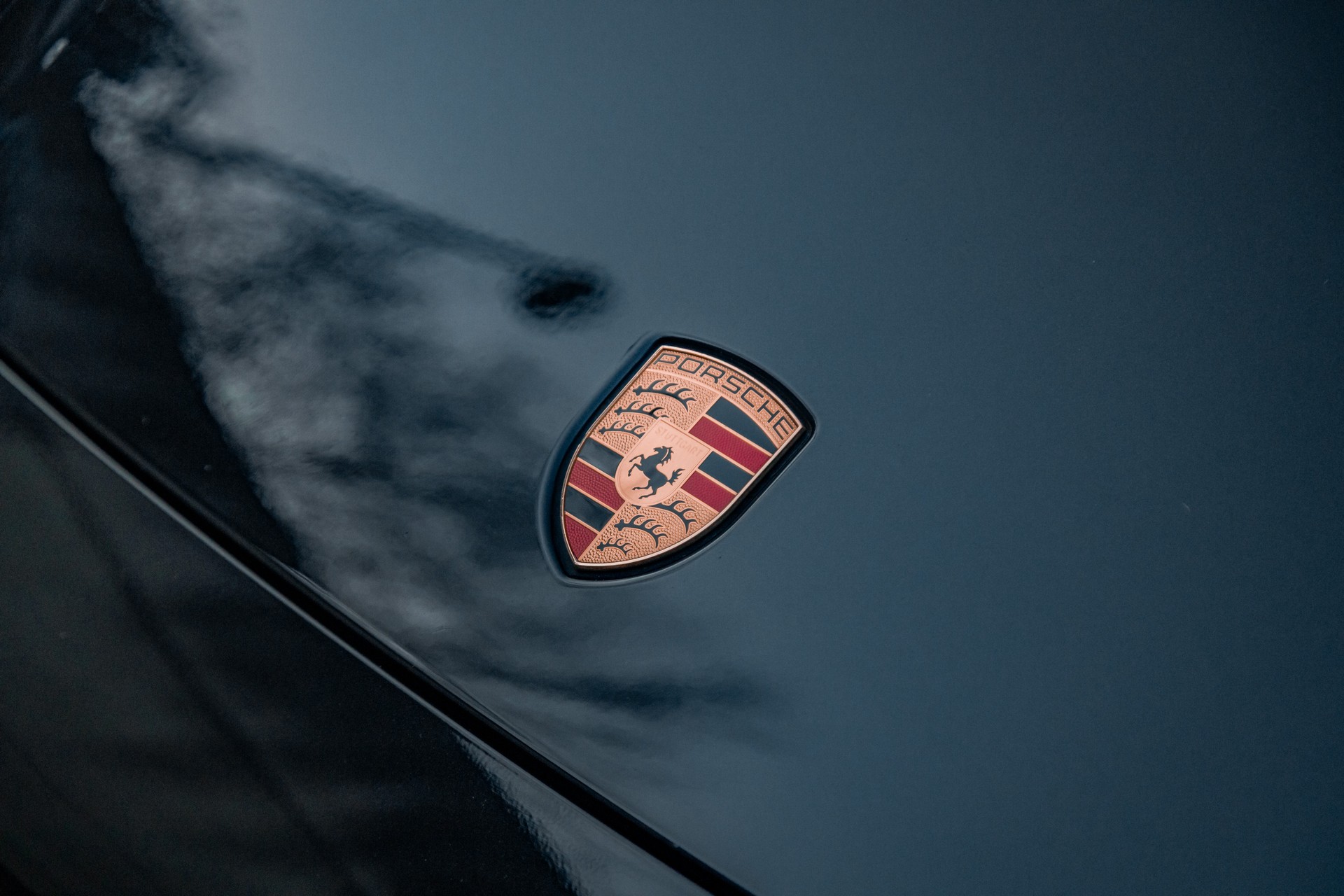 PORSCHE Cayenne S-image-10