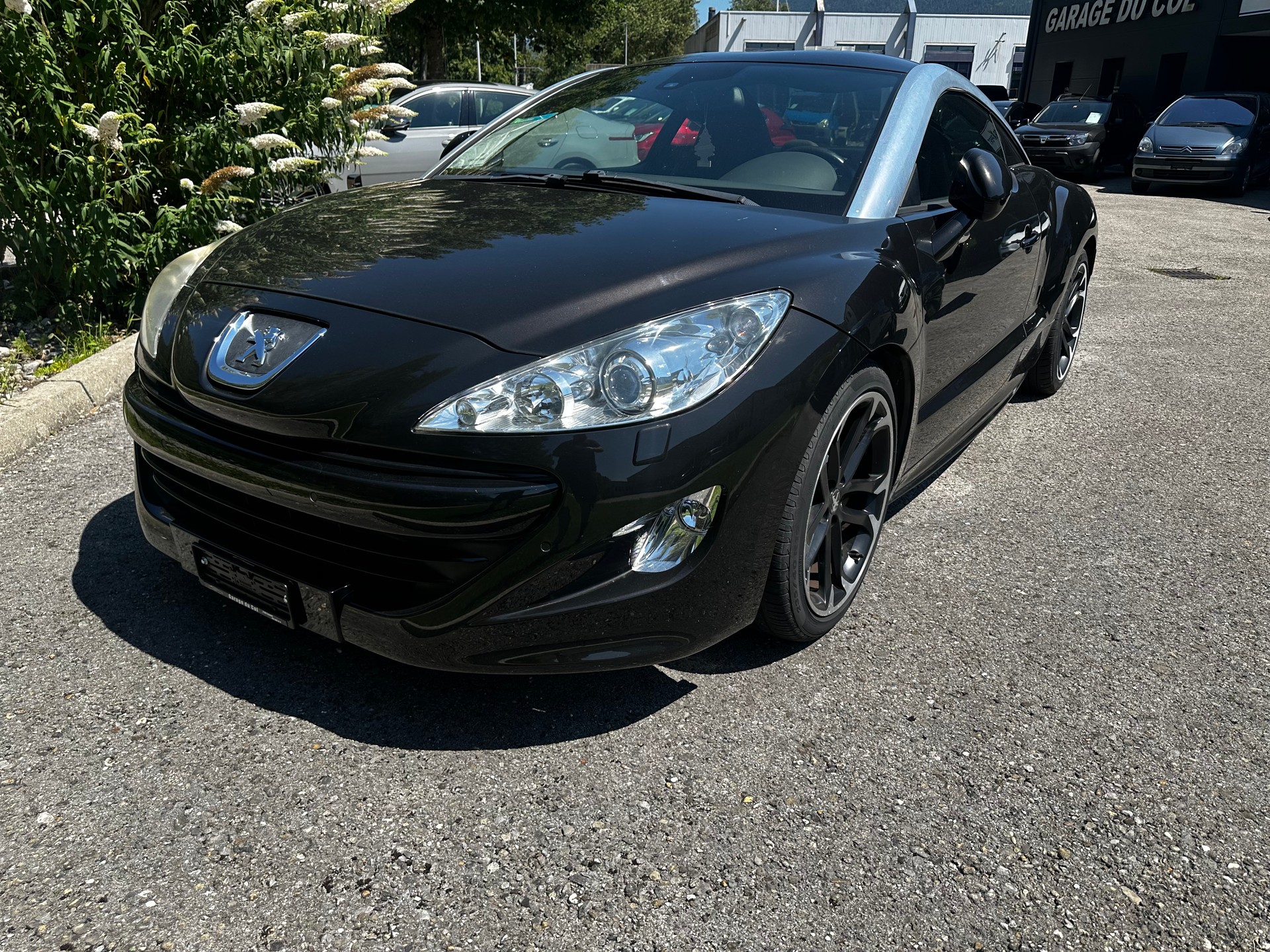 PEUGEOT RCZ 1.6 Turbo Brownstone-image-2