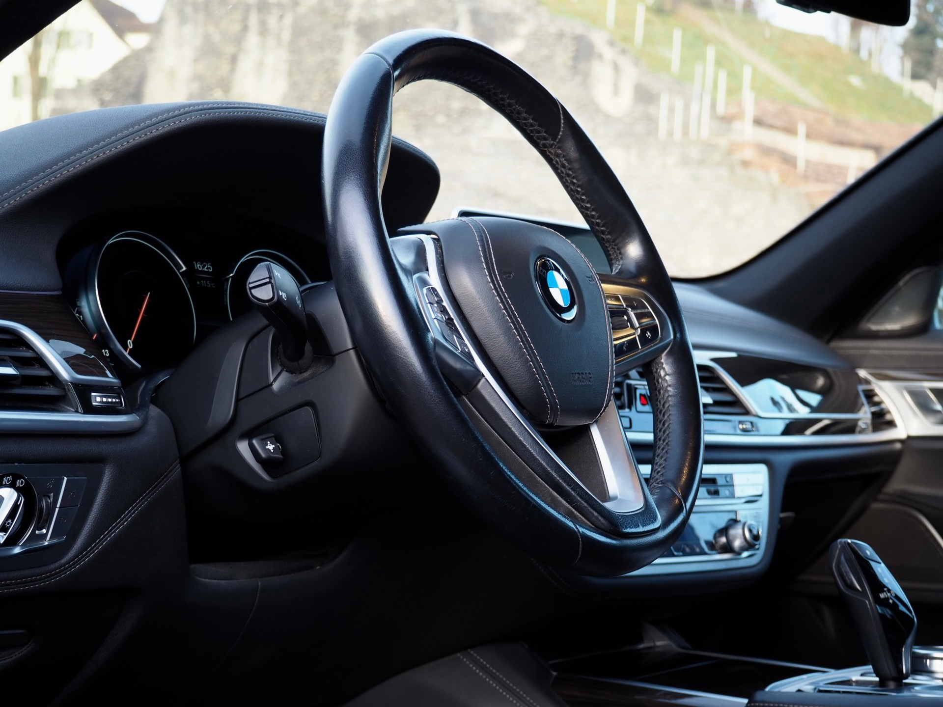 BMW 730d xDrive Steptronic-image-10