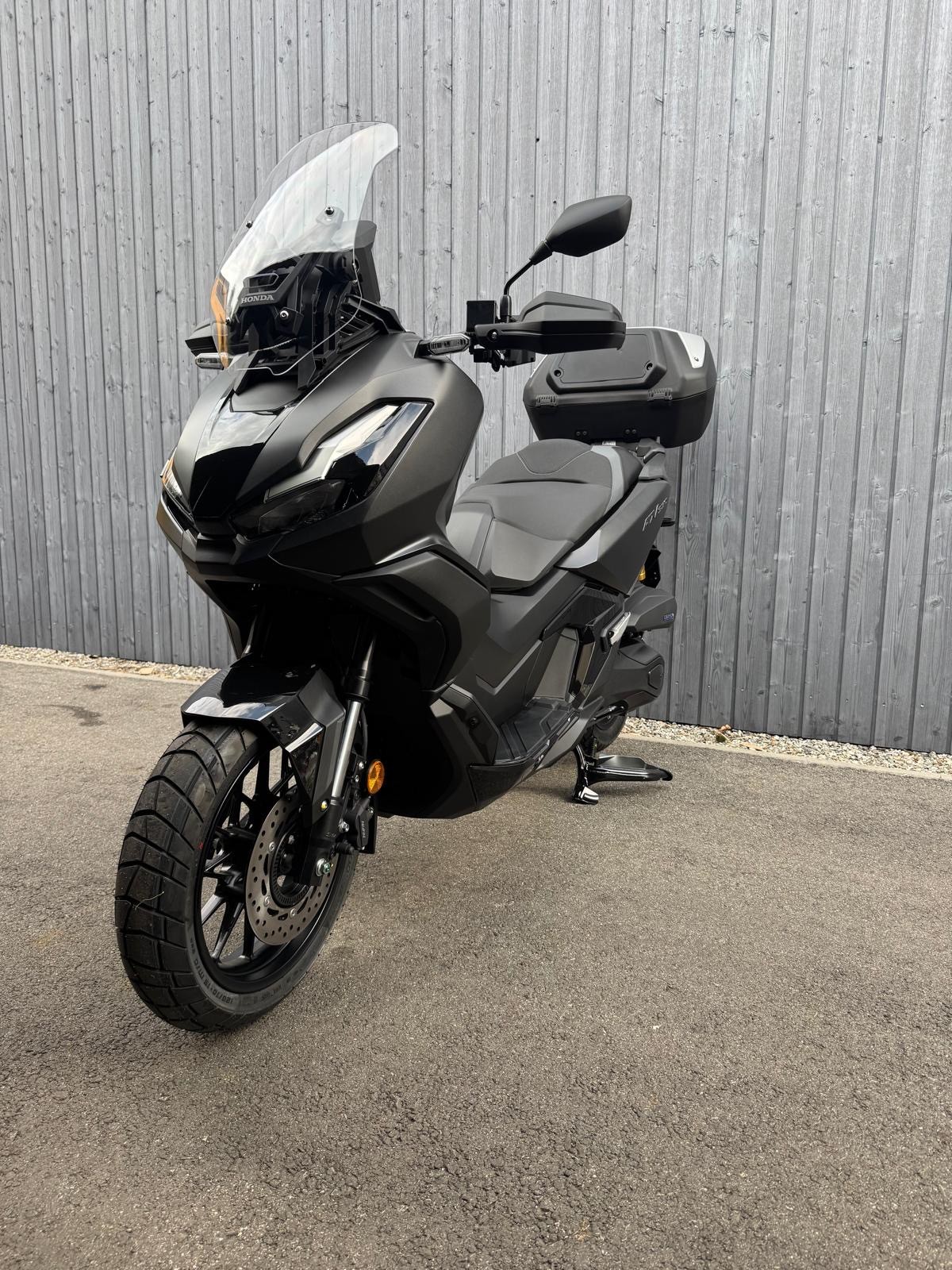HONDA ADV 350-image-4