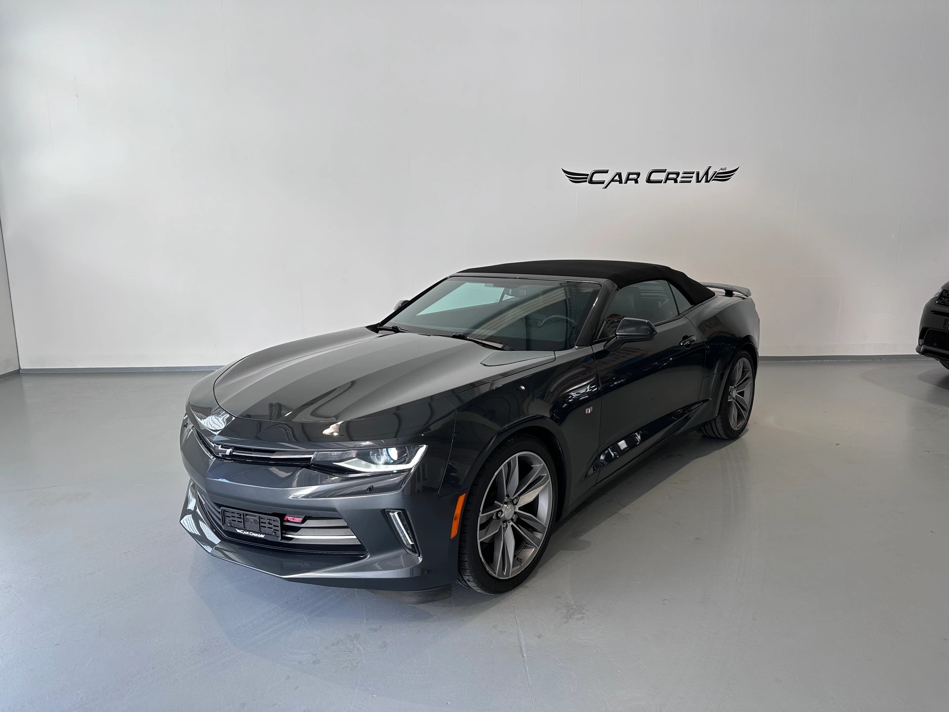CHEVROLET Camaro RS-image-2