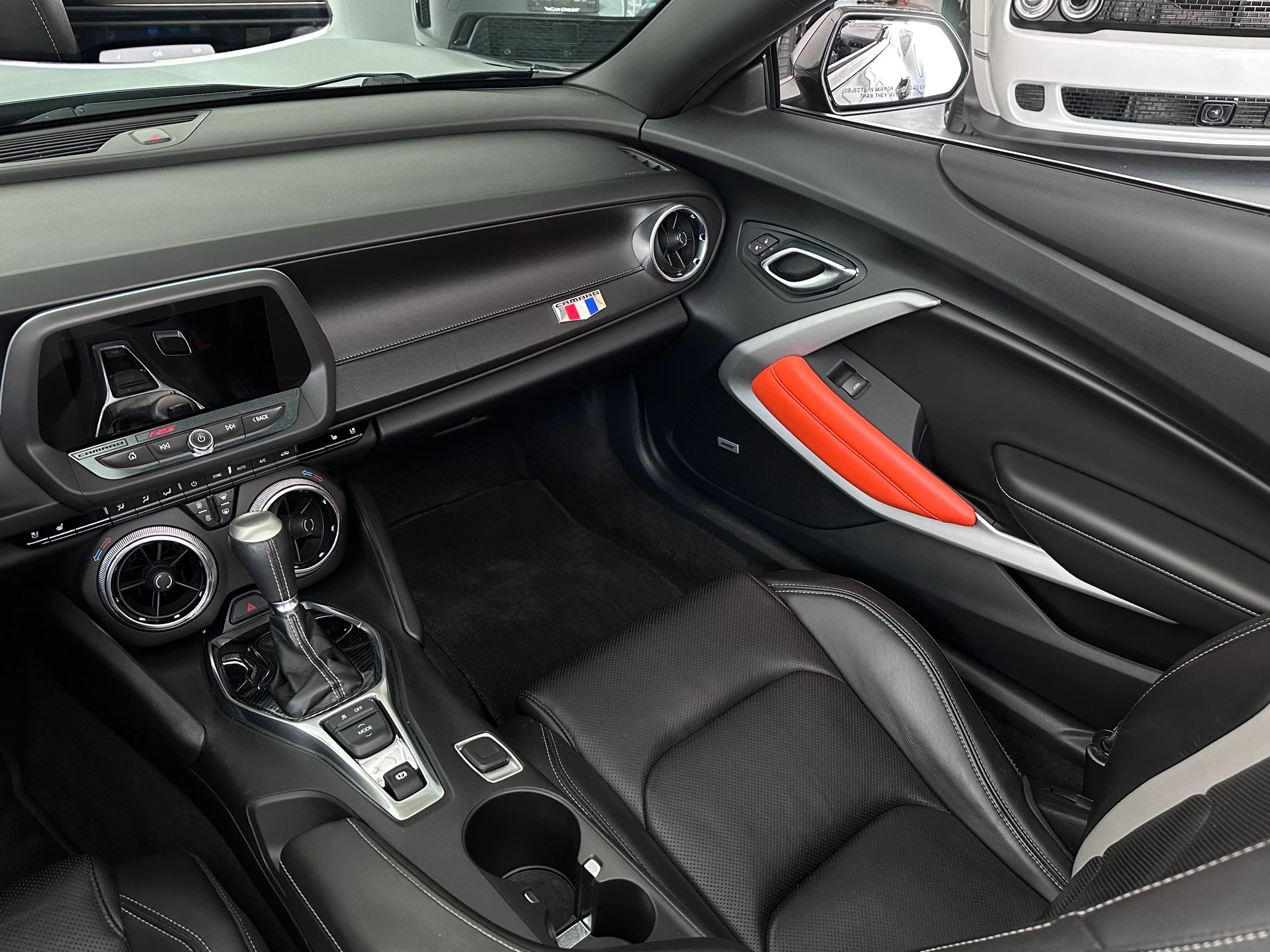 CHEVROLET Camaro RS-image-6