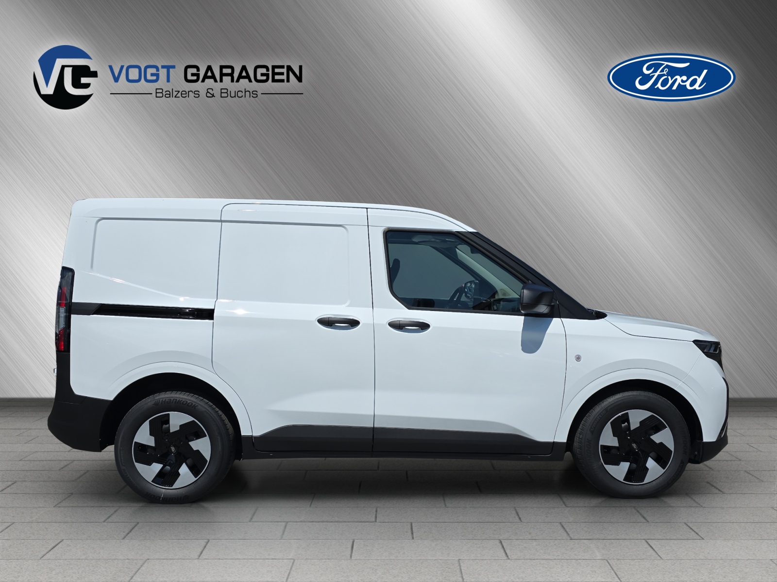 FORD E-Transit Courier Van Trend-image-6