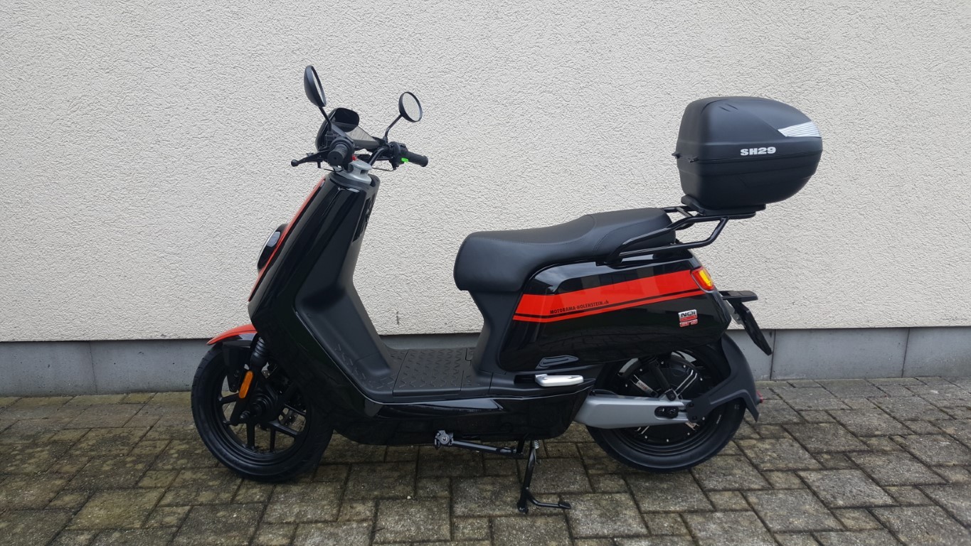 NIU NQI GT-showroom-element-2