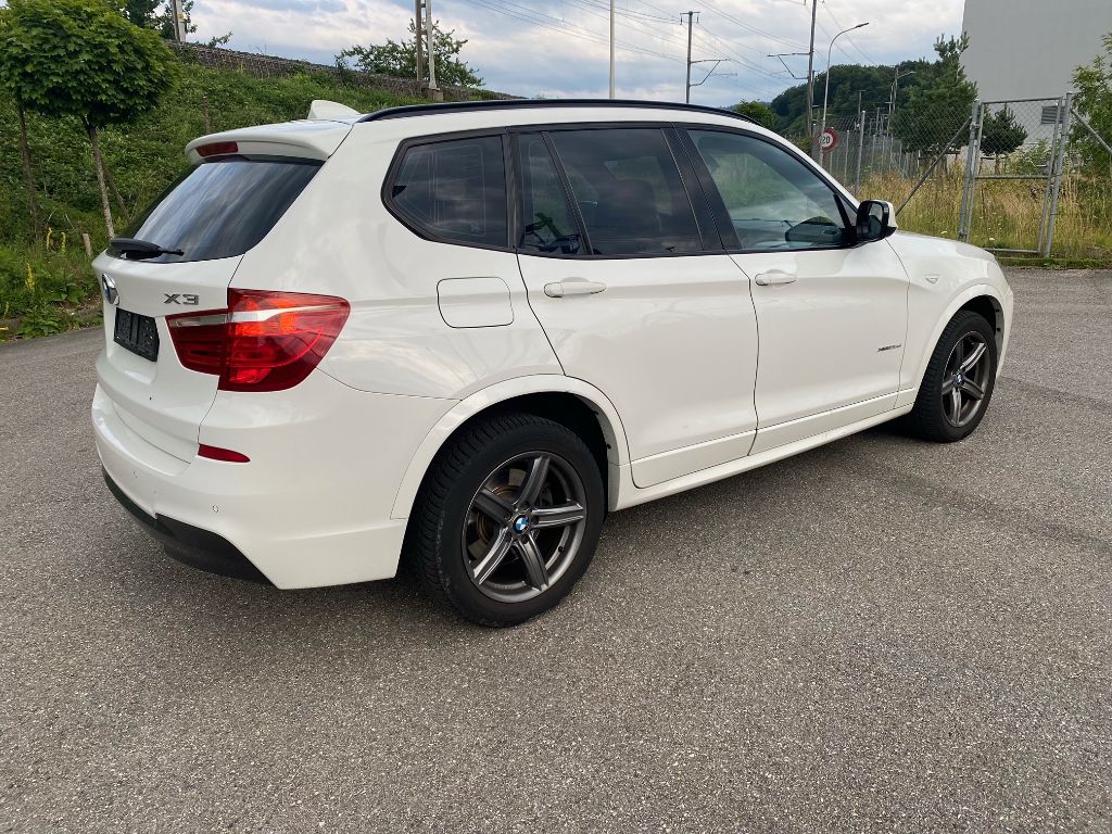 BMW X3 xDrive 35d Steptronic M-PACKET-showroom-element-3