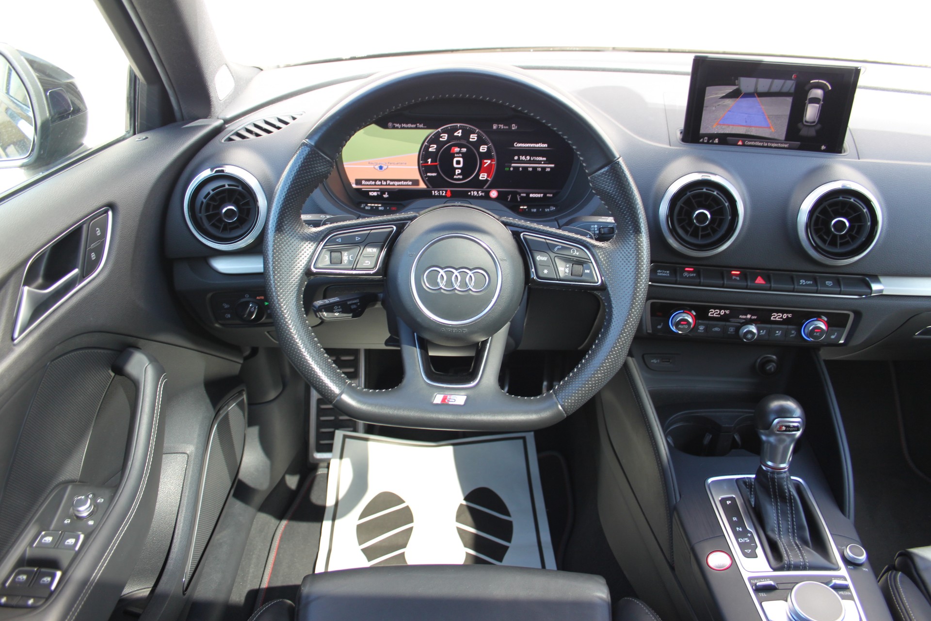 AUDI S3 Sportback 2.0 TFSI quattro S-tronic-image-8