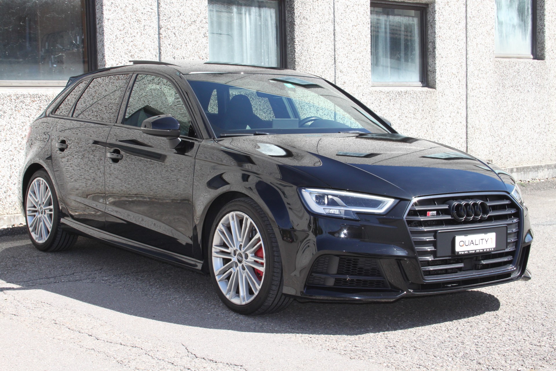 AUDI S3 Sportback 2.0 TFSI quattro S-tronic-image-2