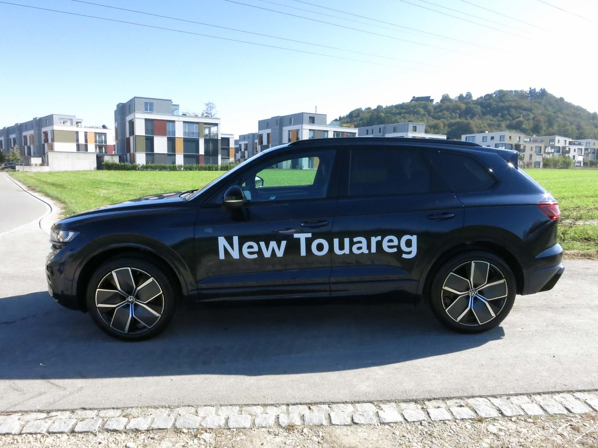 VW Touareg 3.0 V6 TDI R-Line-image-6