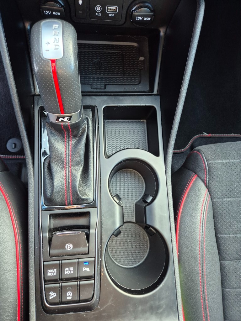 HYUNDAI Tucson 2.0 CRDI N-Line Mild Hybrid 4WD Automatic-image-18