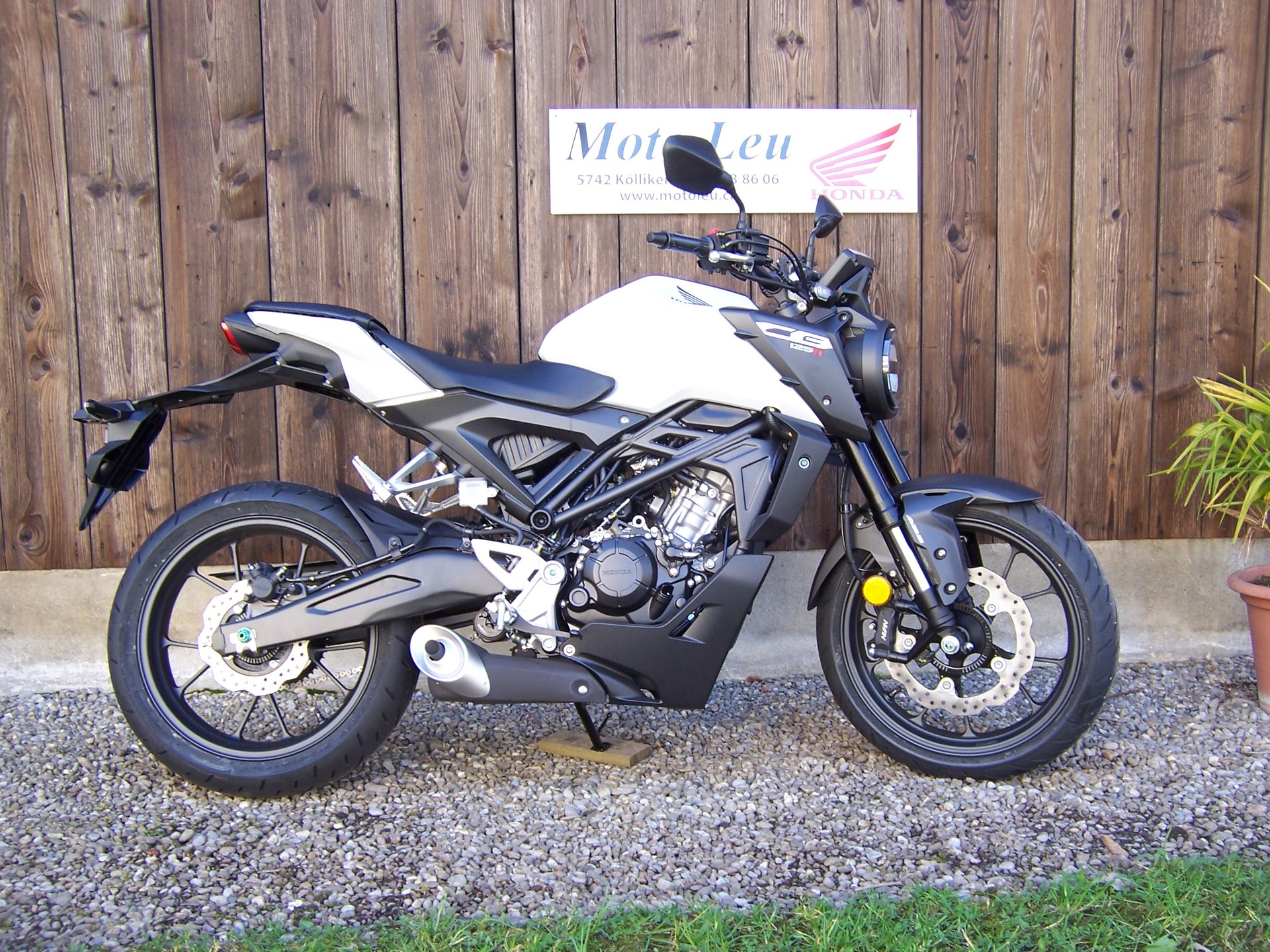 HONDA CB 125 R-image-5