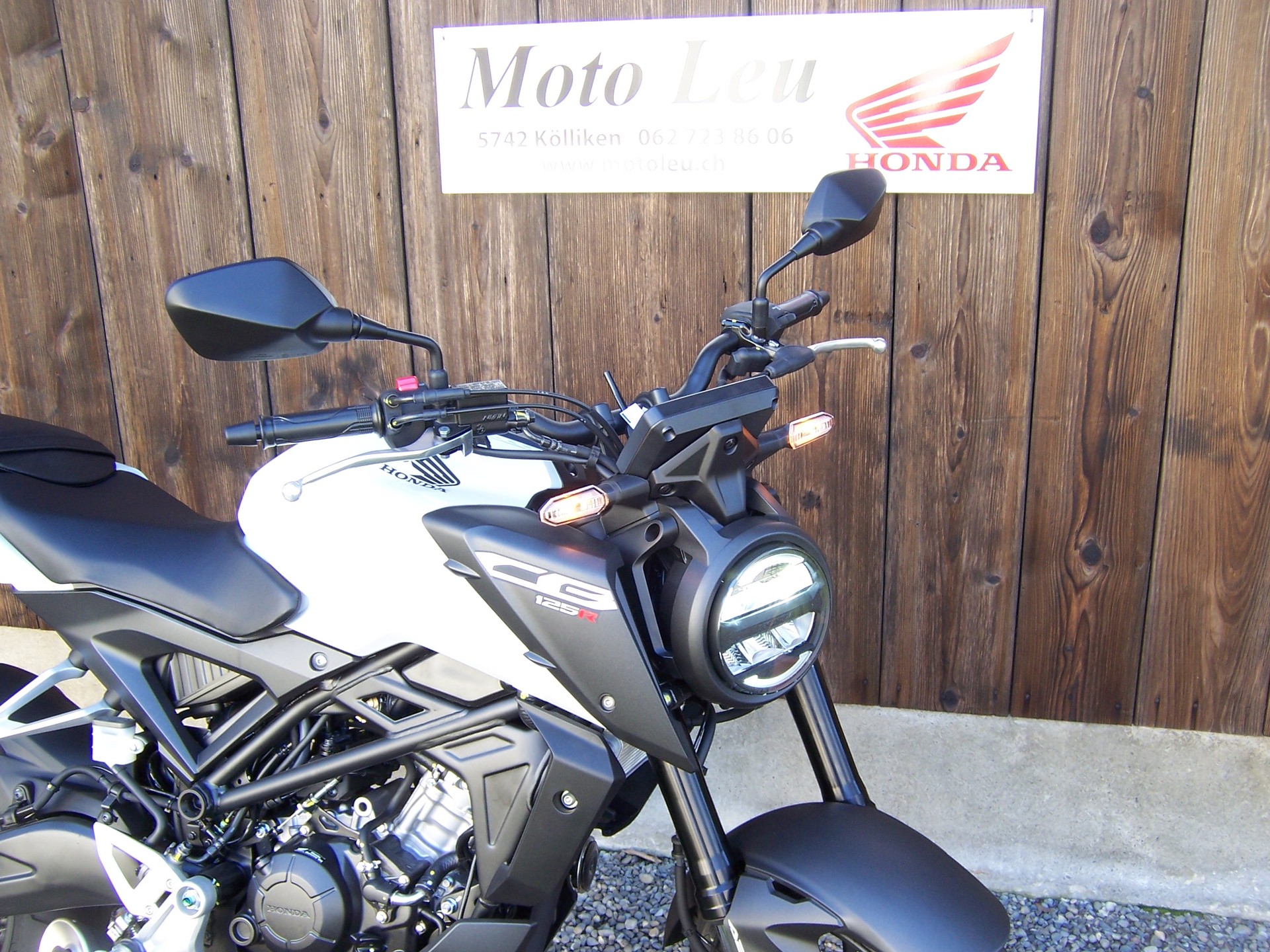 HONDA CB 125 R-image-11