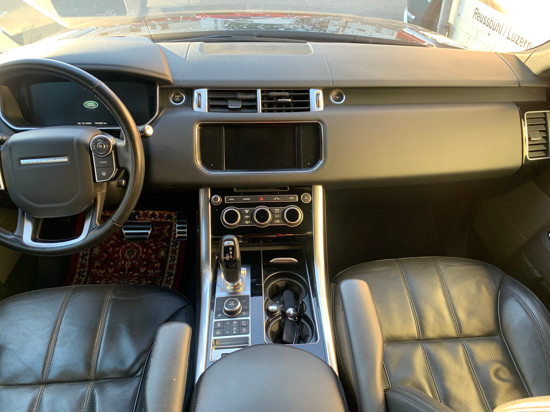 LAND ROVER Range Rover Sport 4.4 SDV8 HSE Dynamic Automatic-showroom-element-3