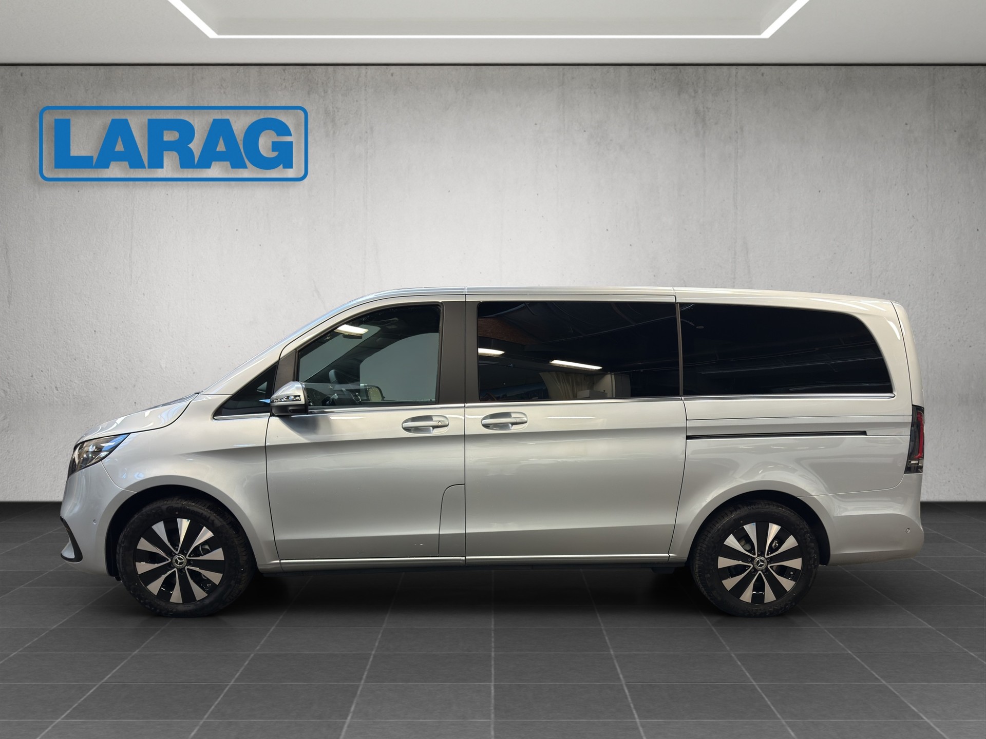 MERCEDES-BENZ V 250 d lang Avantgarde 9G-Tronic-image-2