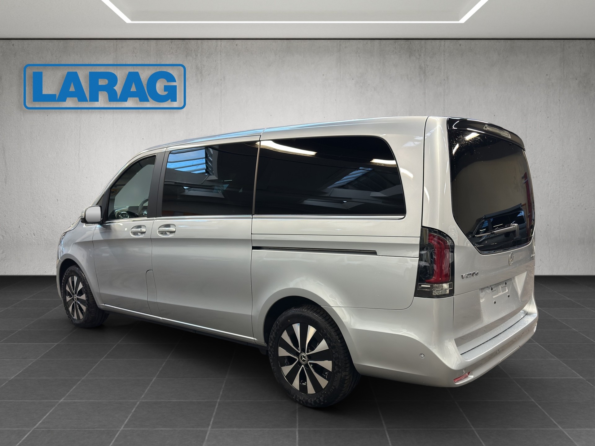 MERCEDES-BENZ V 250 d lang Avantgarde 9G-Tronic-image-3
