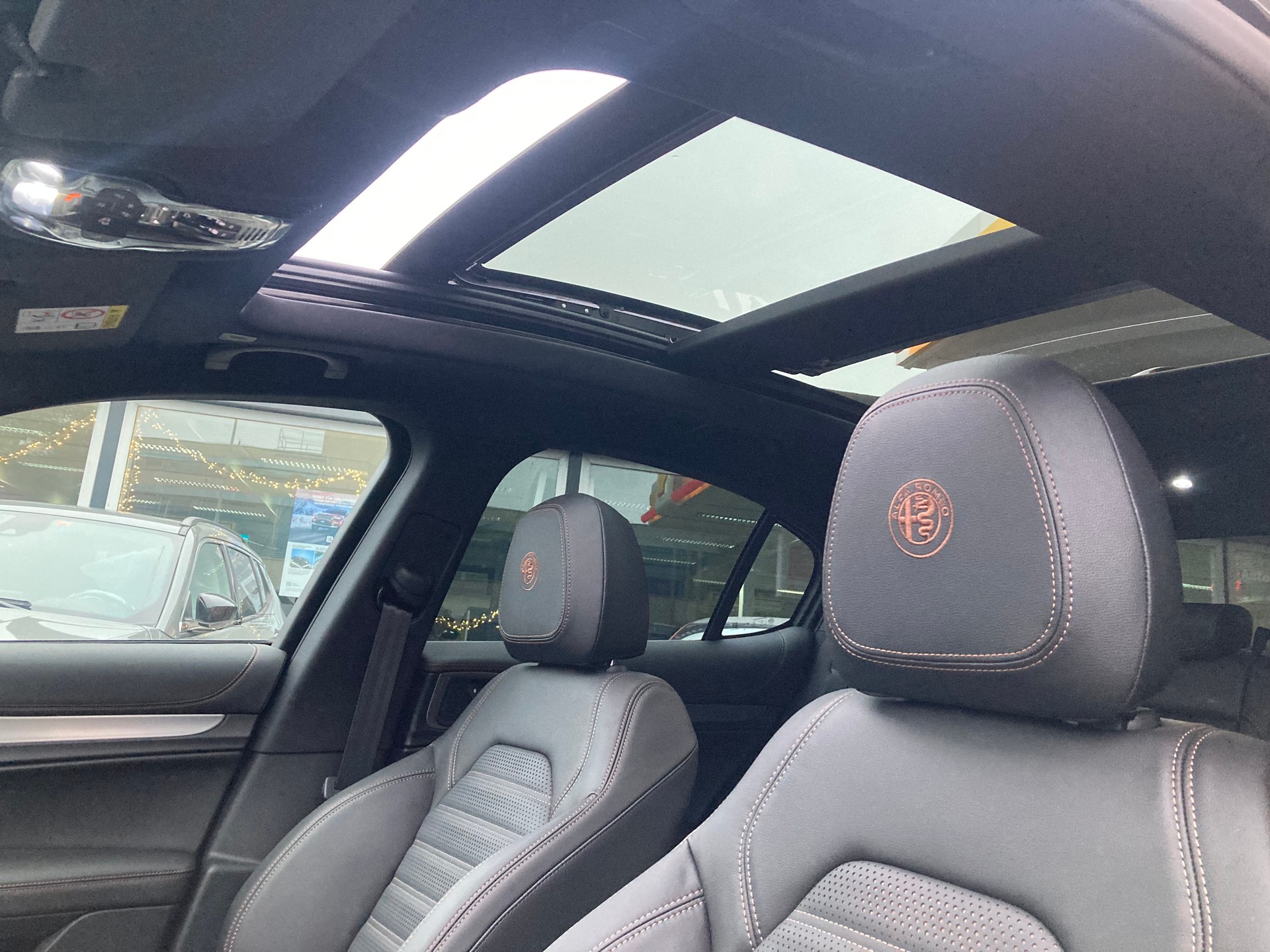 ALFA ROMEO Stelvio 2.0 Intensa Q4 AT8-image-12