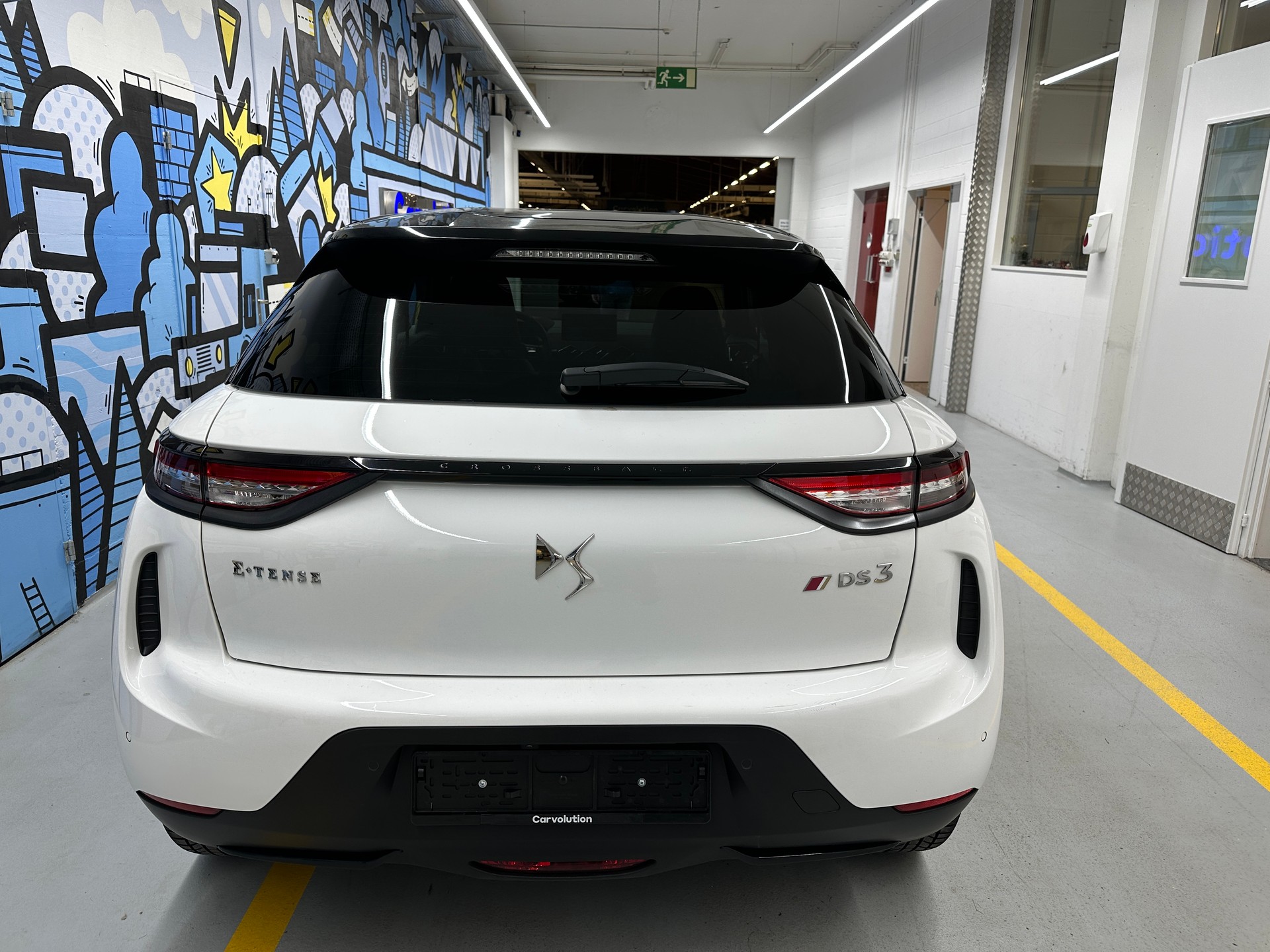 DS AUTOMOBILES DS 3 Crossback E-Tense 136 Performance Line-image-4