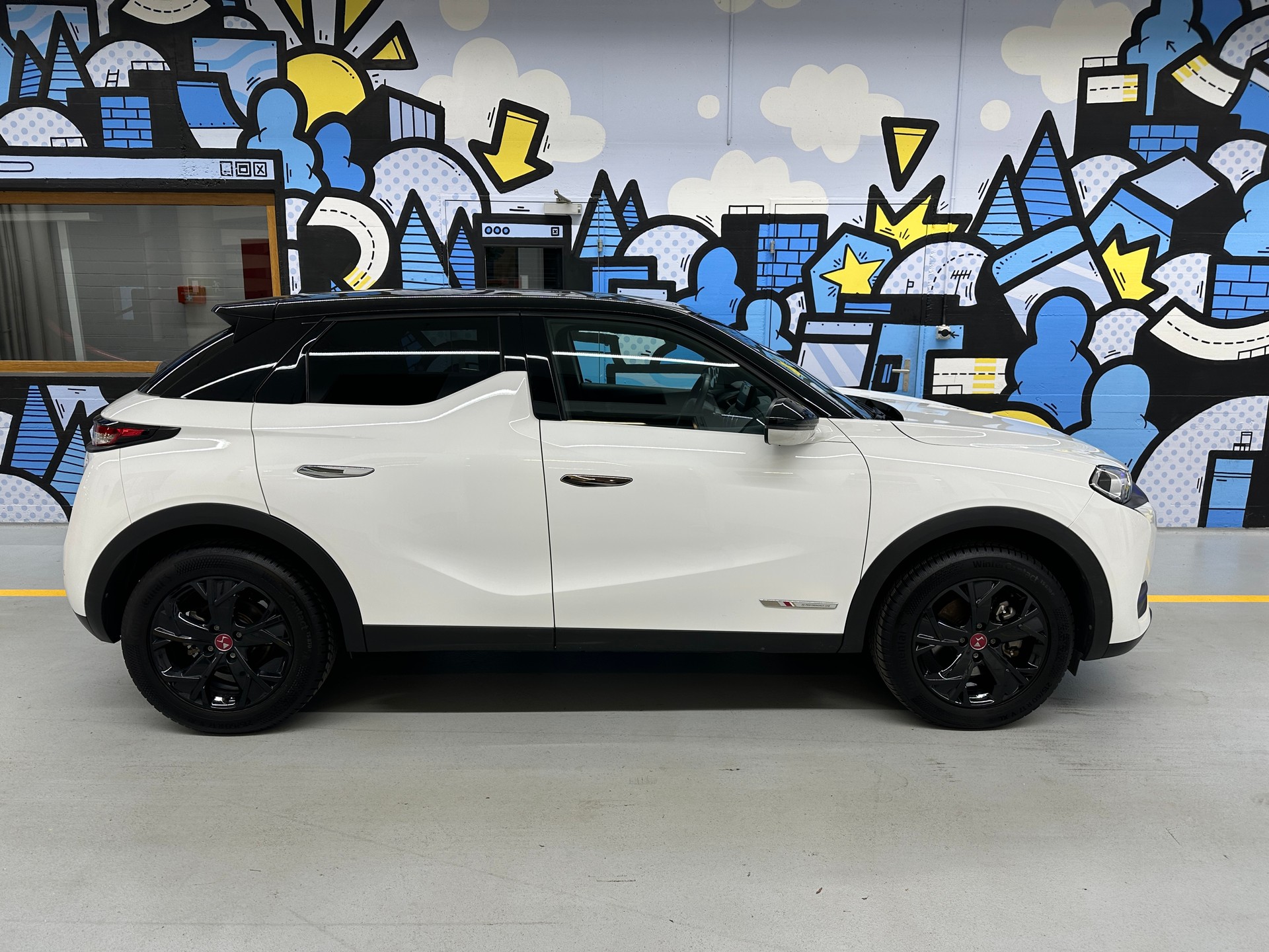 DS AUTOMOBILES DS 3 Crossback E-Tense 136 Performance Line-showroom-element-2