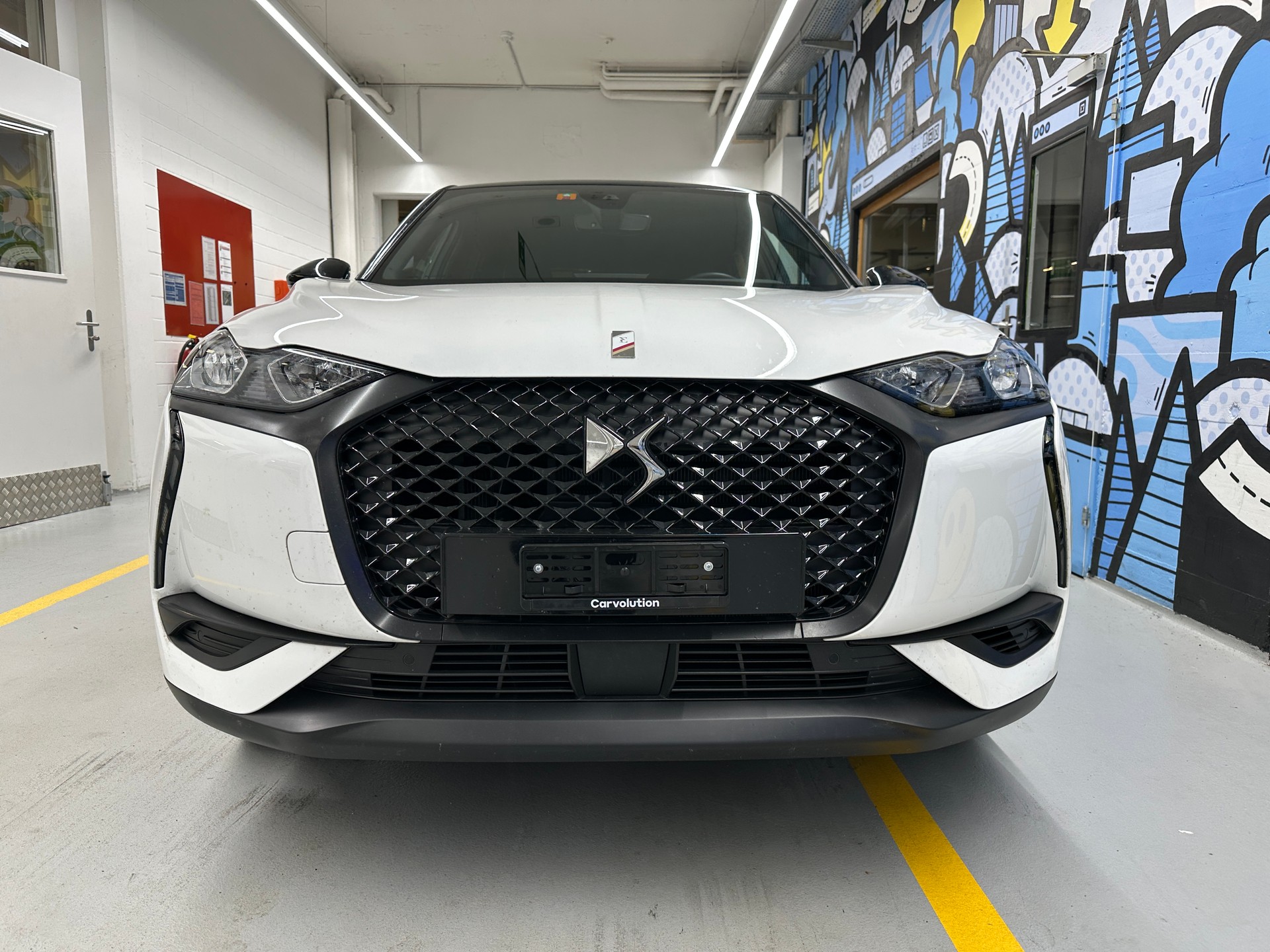 DS AUTOMOBILES DS 3 Crossback E-Tense 136 Performance Line-showroom-element-1