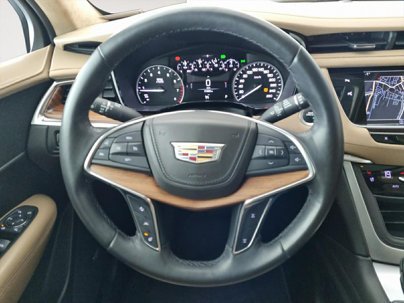CADILLAC XT5 3.6 V6 Luxury AWD-image-6