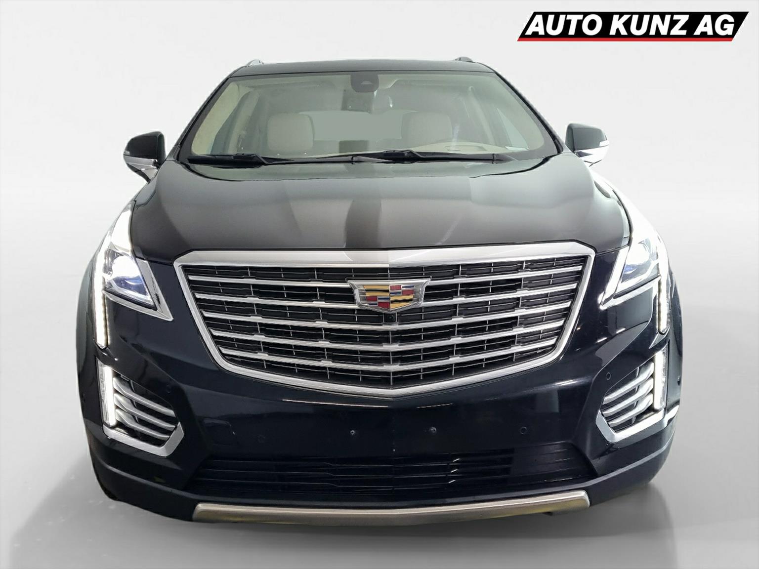 CADILLAC XT5 3.6 V6 Luxury AWD-showroom-element-2