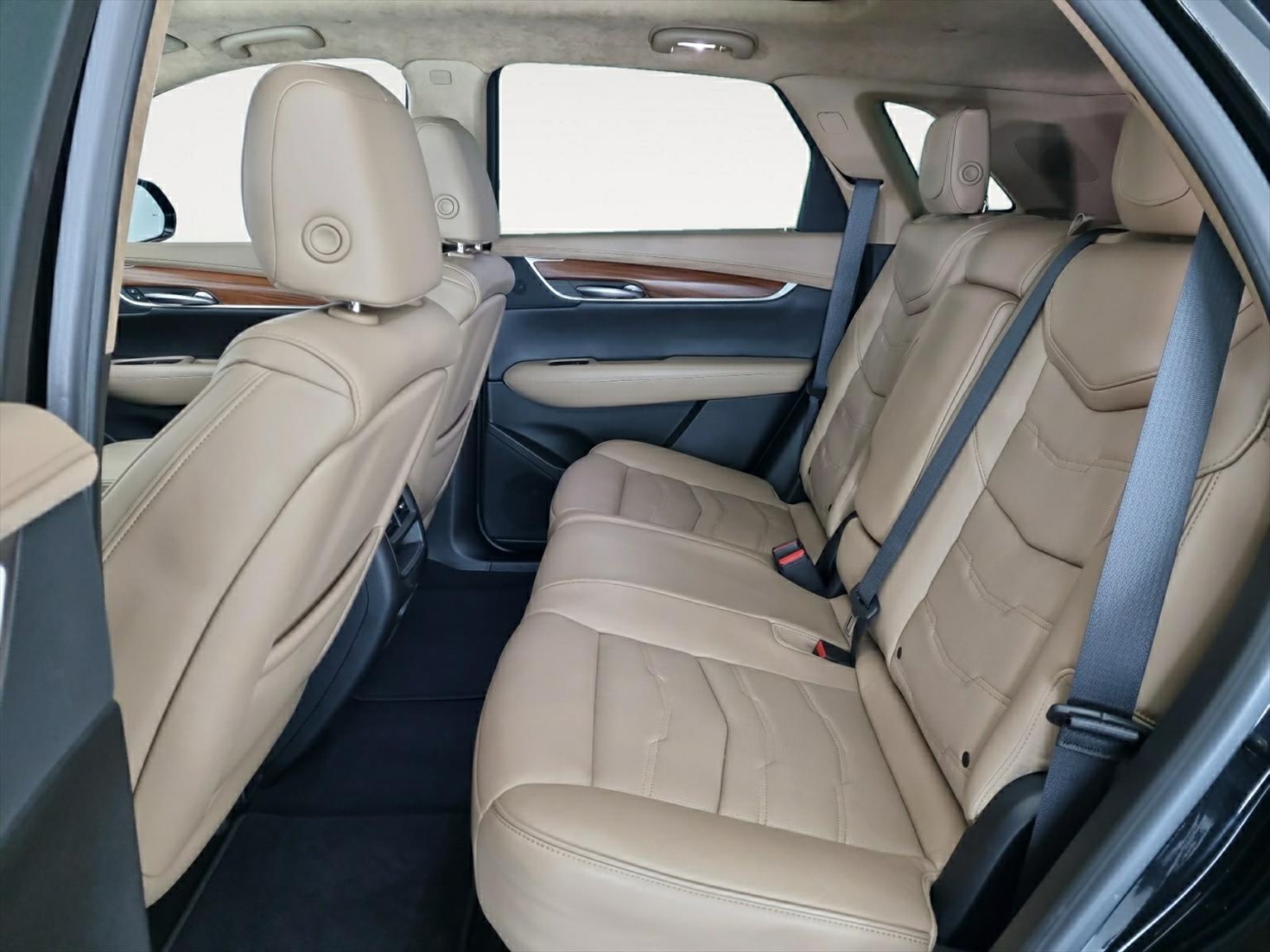 CADILLAC XT5 3.6 V6 Luxury AWD-image-14