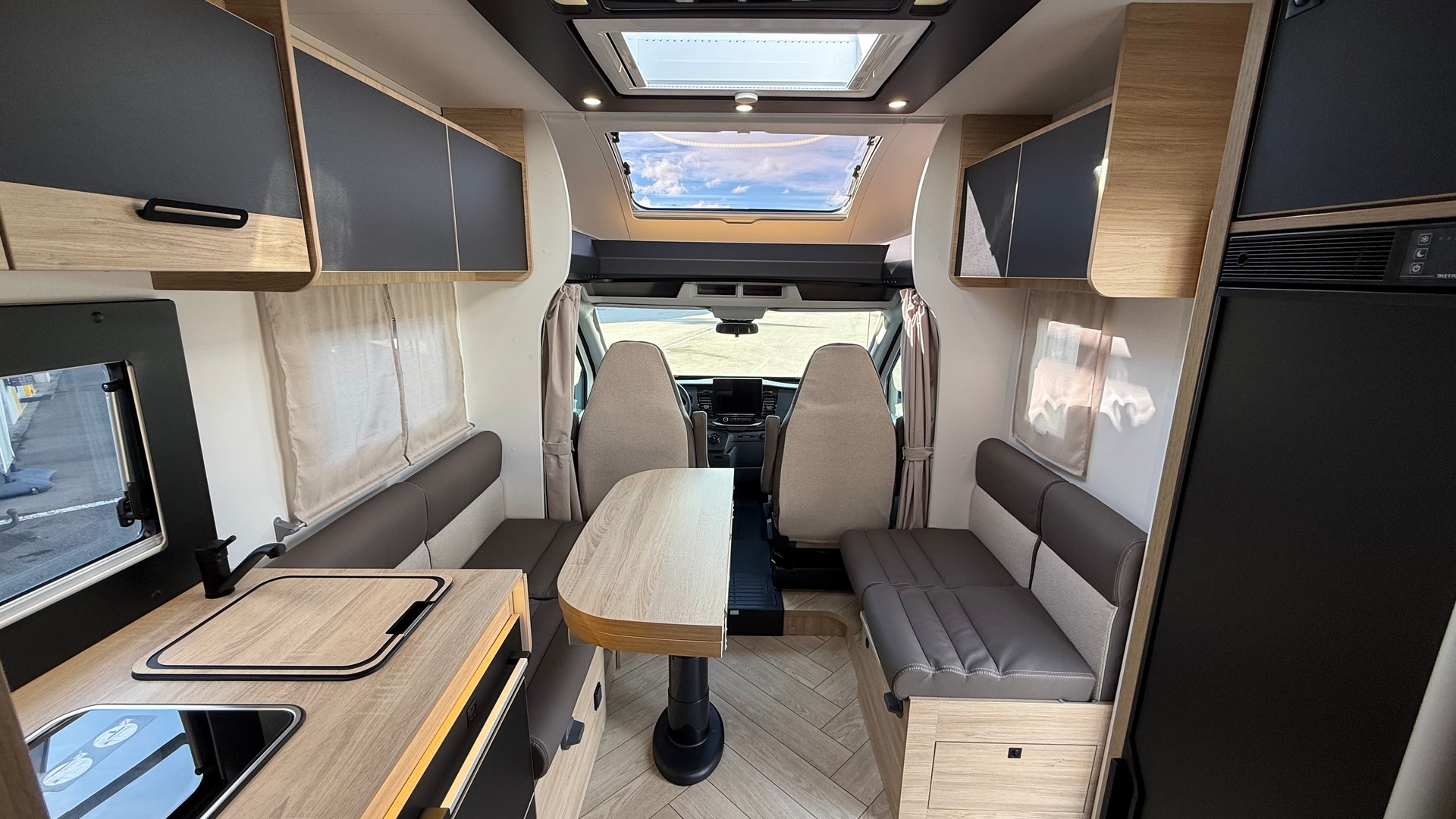 CHALLENGER 318 Graphite Edition-image-7