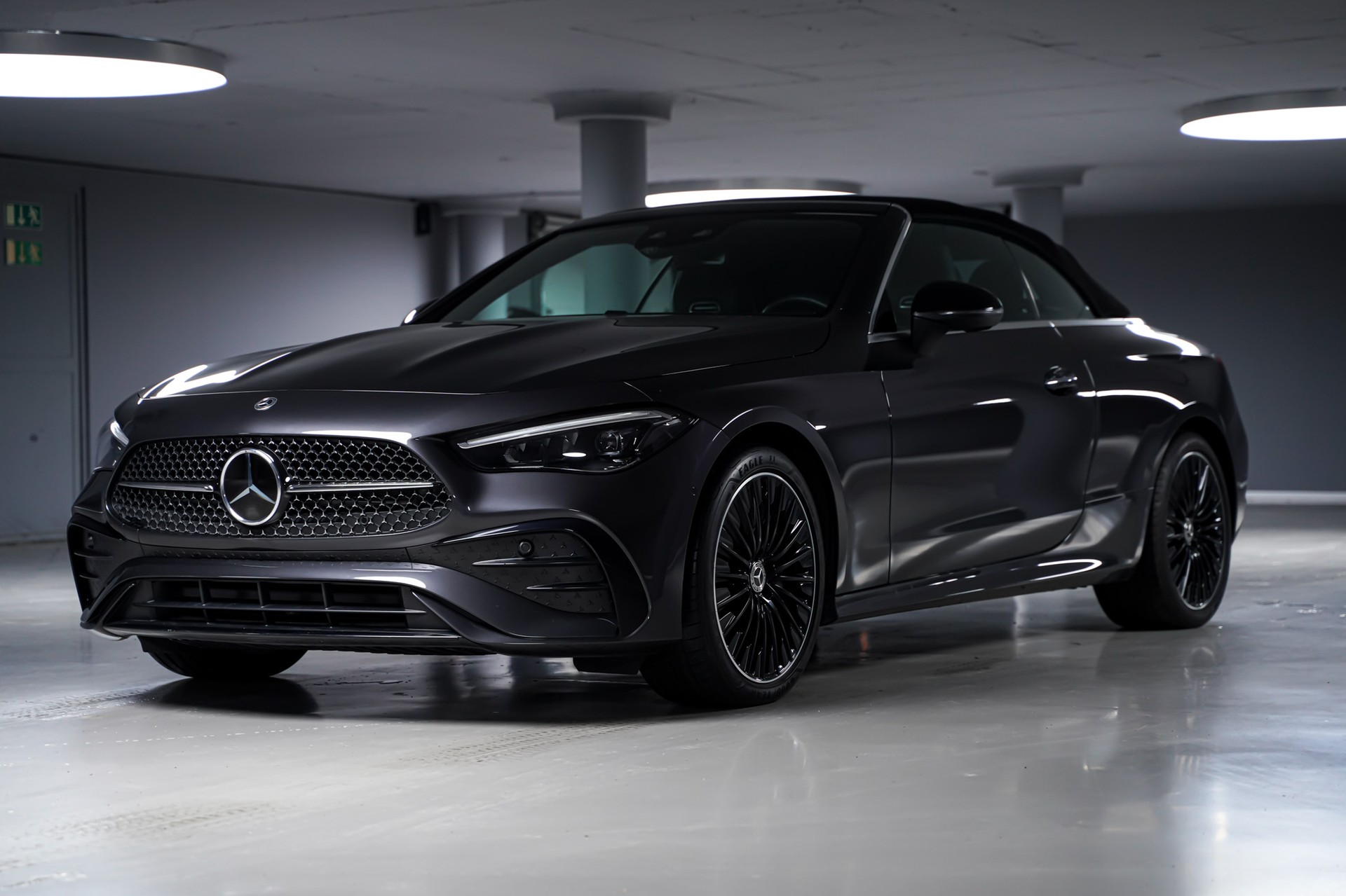 MERCEDES-BENZ CLE 300 Cabrio AMG-Line 4Matic 9G-Tronic