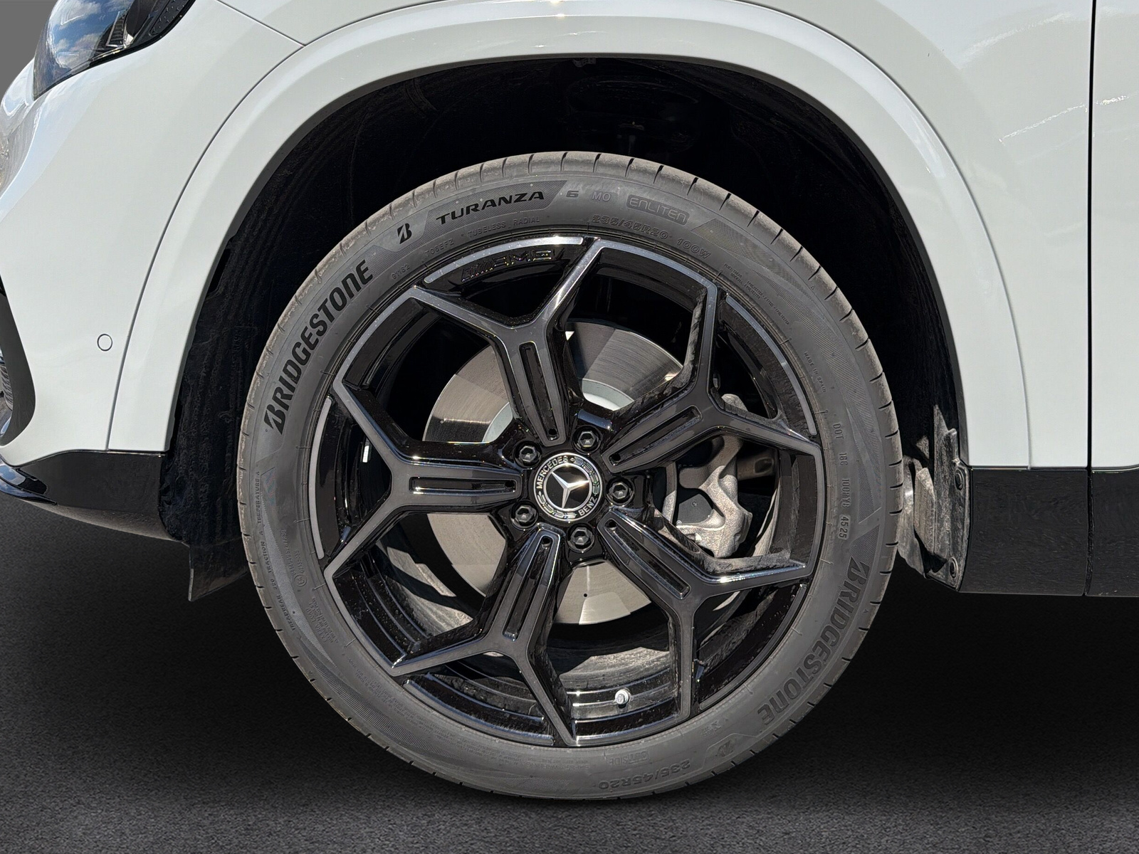 MERCEDES-BENZ GLB 350 4Matic with EQ Technology-image-20