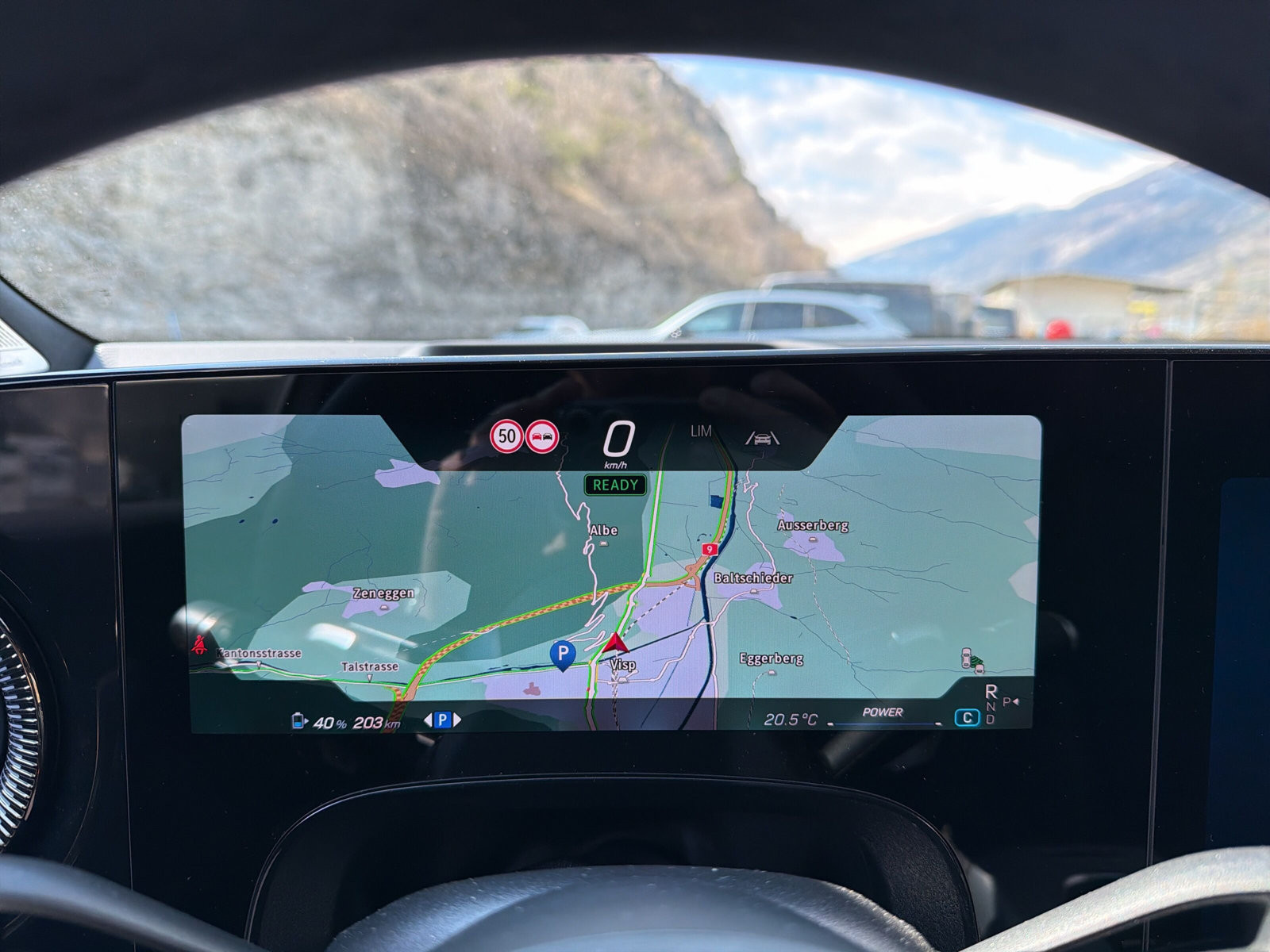 MERCEDES-BENZ GLB 350 4Matic with EQ Technology-image-25
