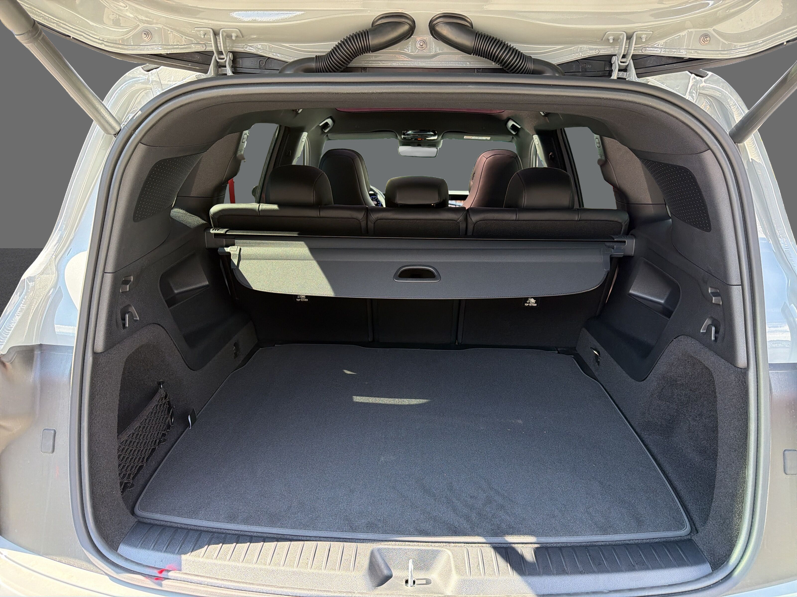 MERCEDES-BENZ GLB 350 4Matic with EQ Technology-image-19