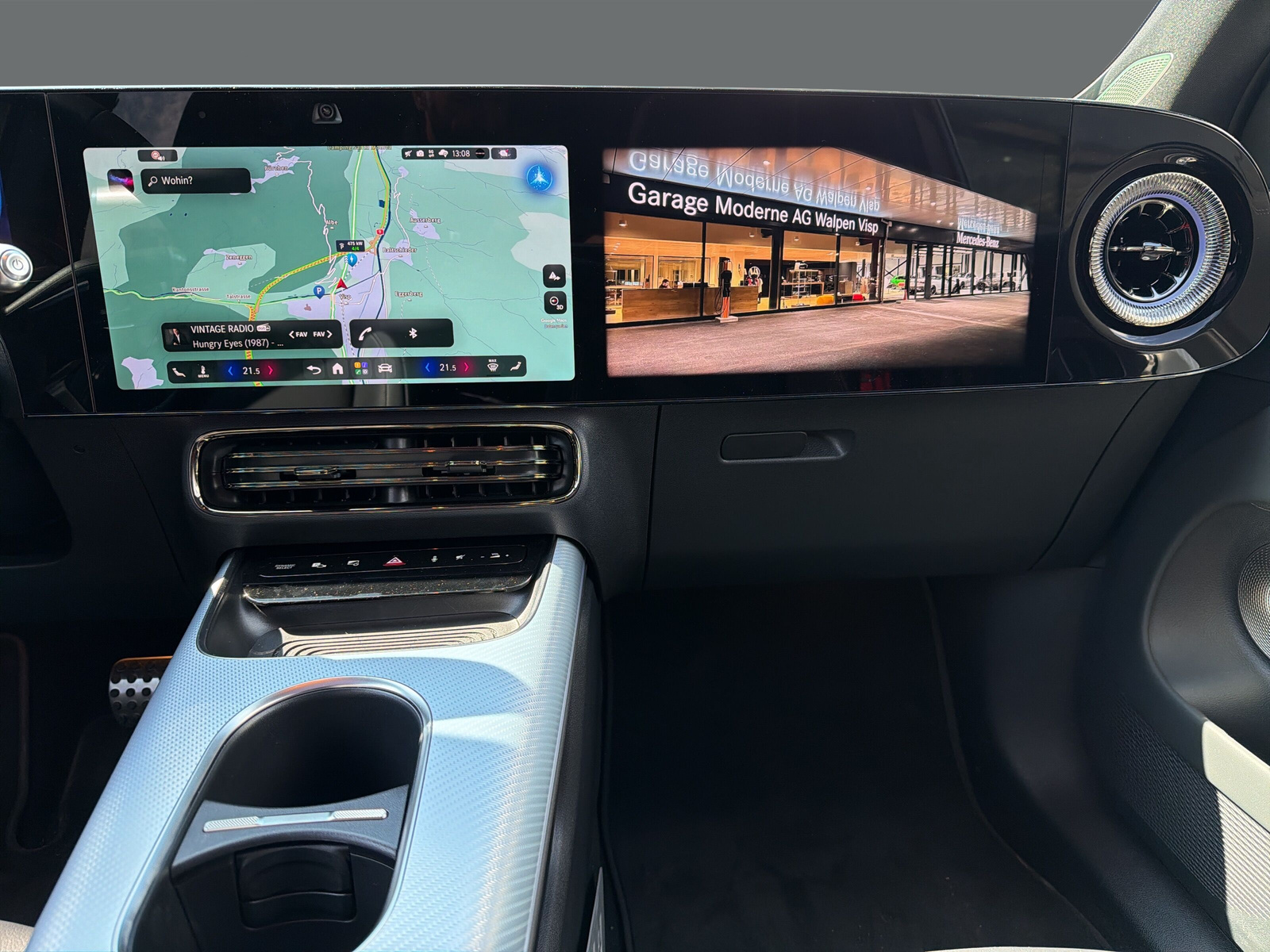 MERCEDES-BENZ GLB 350 4Matic with EQ Technology-image-14