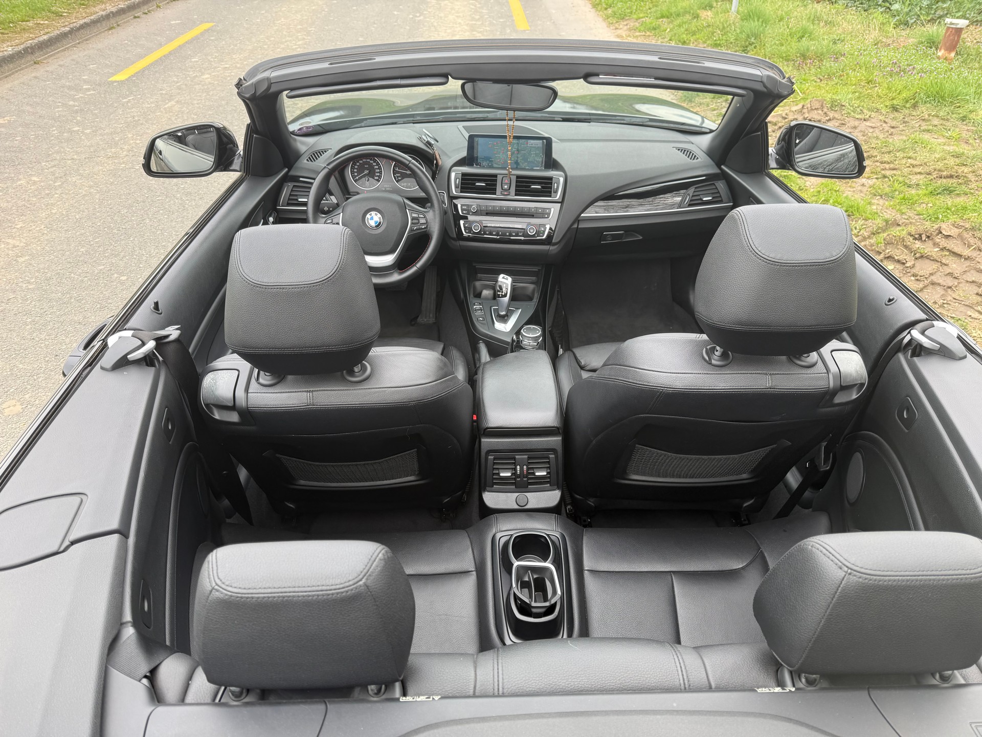BMW 220i Sport Line Steptronic-image-10
