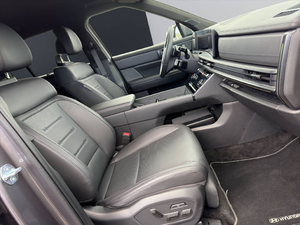 HYUNDAI Santa Fe 1.6 T-GDi PHEV Calligraphy 7P-image-8