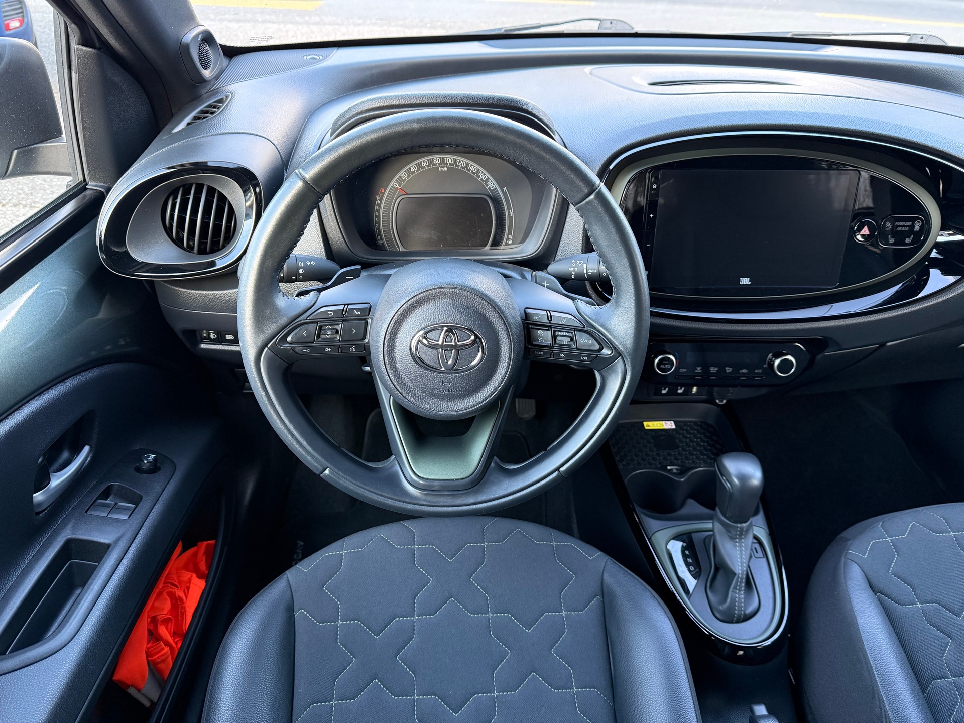TOYOTA Aygo X 1.0 VVT-i Style CVT-image-12
