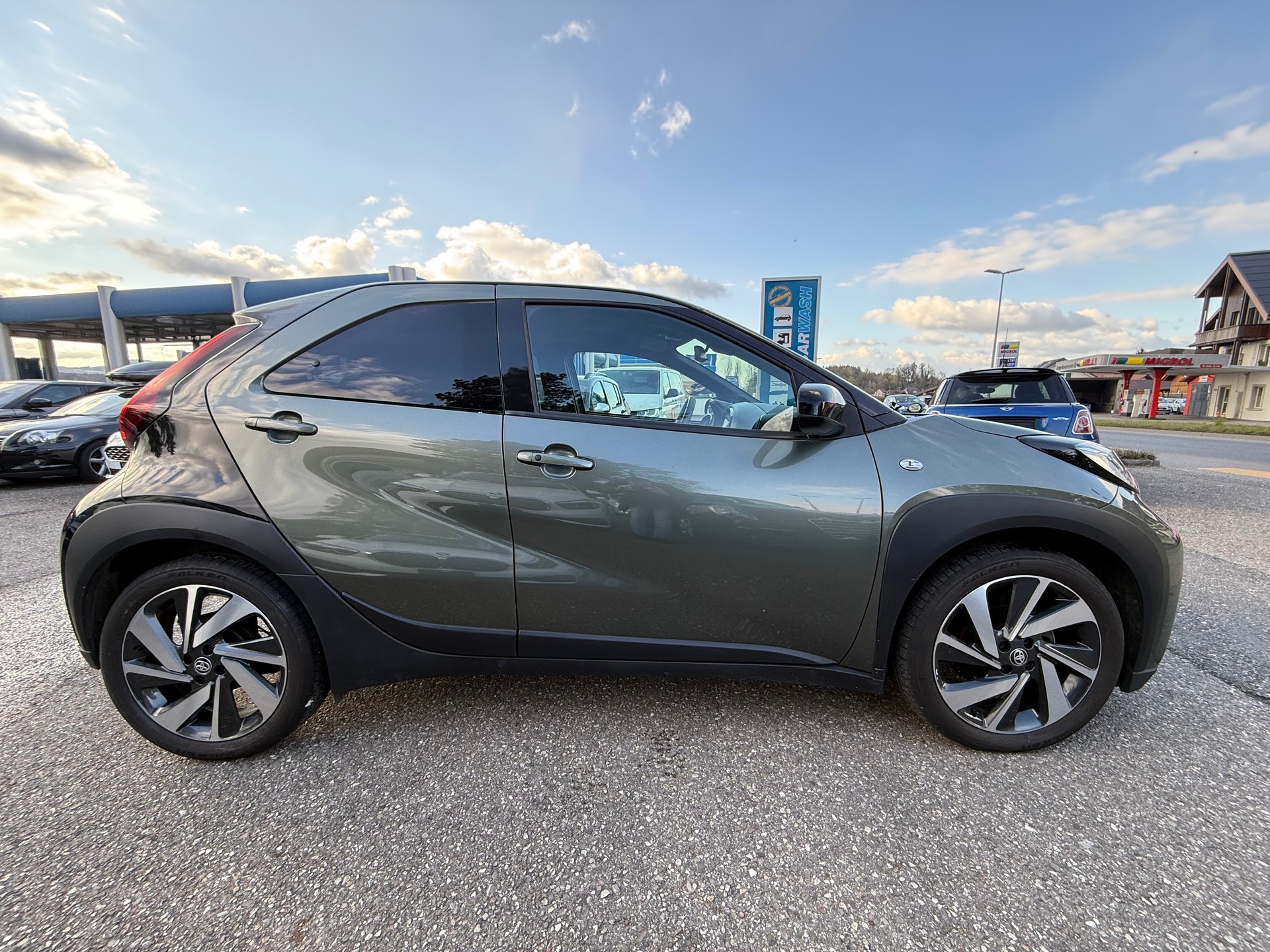 TOYOTA Aygo X 1.0 VVT-i Style CVT-image-3
