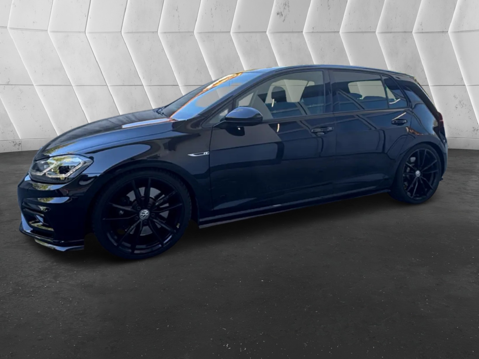 VW Golf 2.0 TSI R 4Motion DSG-image-2