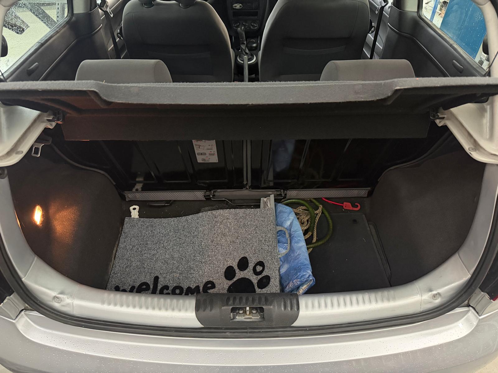 VW Fox 1.2-image-11