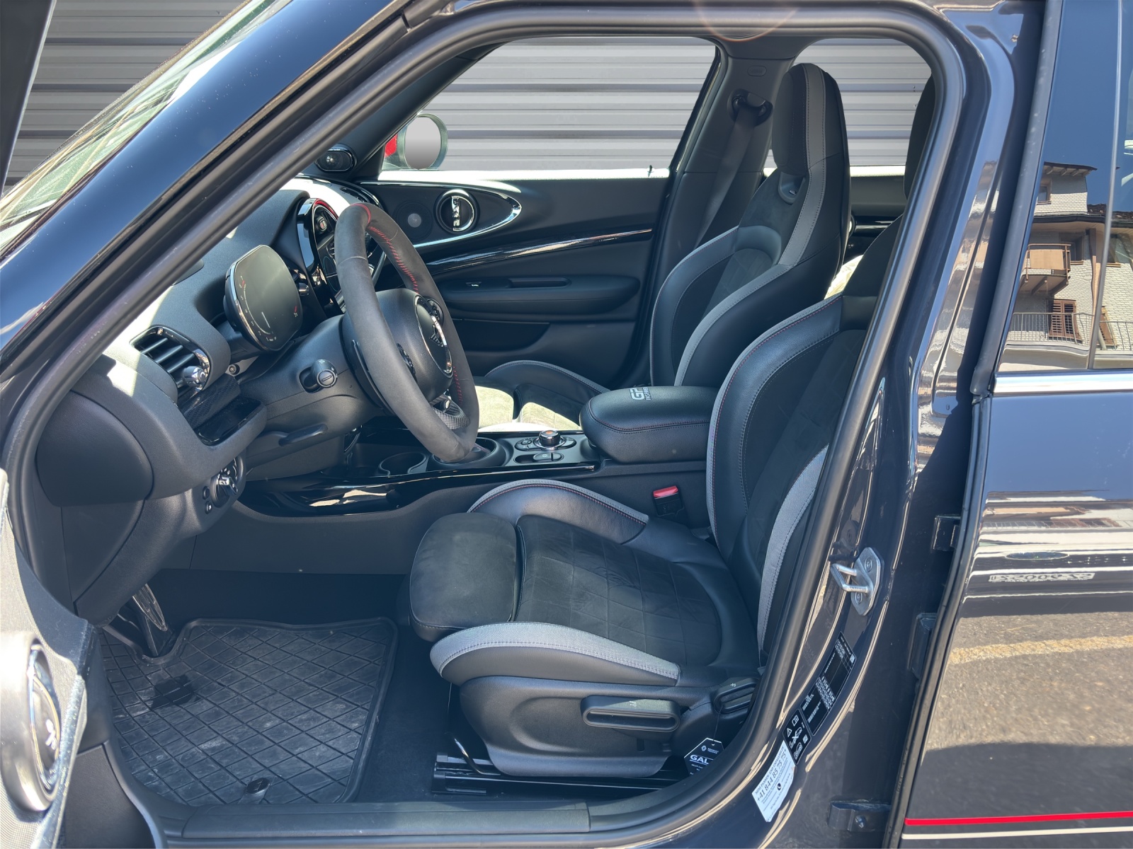MINI Clubman Cooper John Cooper Works ALL4 GP Inspired-image-8