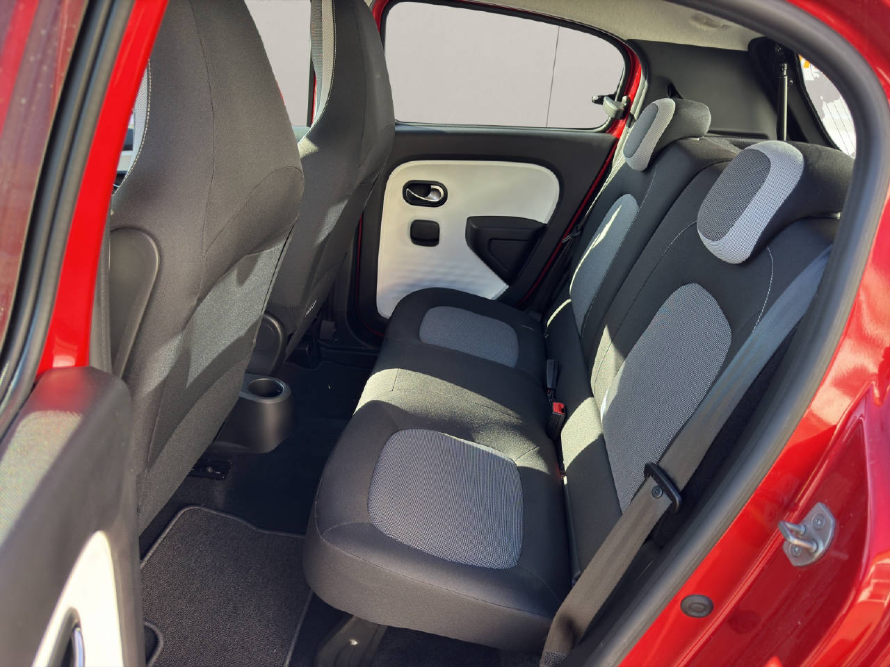 RENAULT Twingo 1.0 SCe 75 Life-image-5