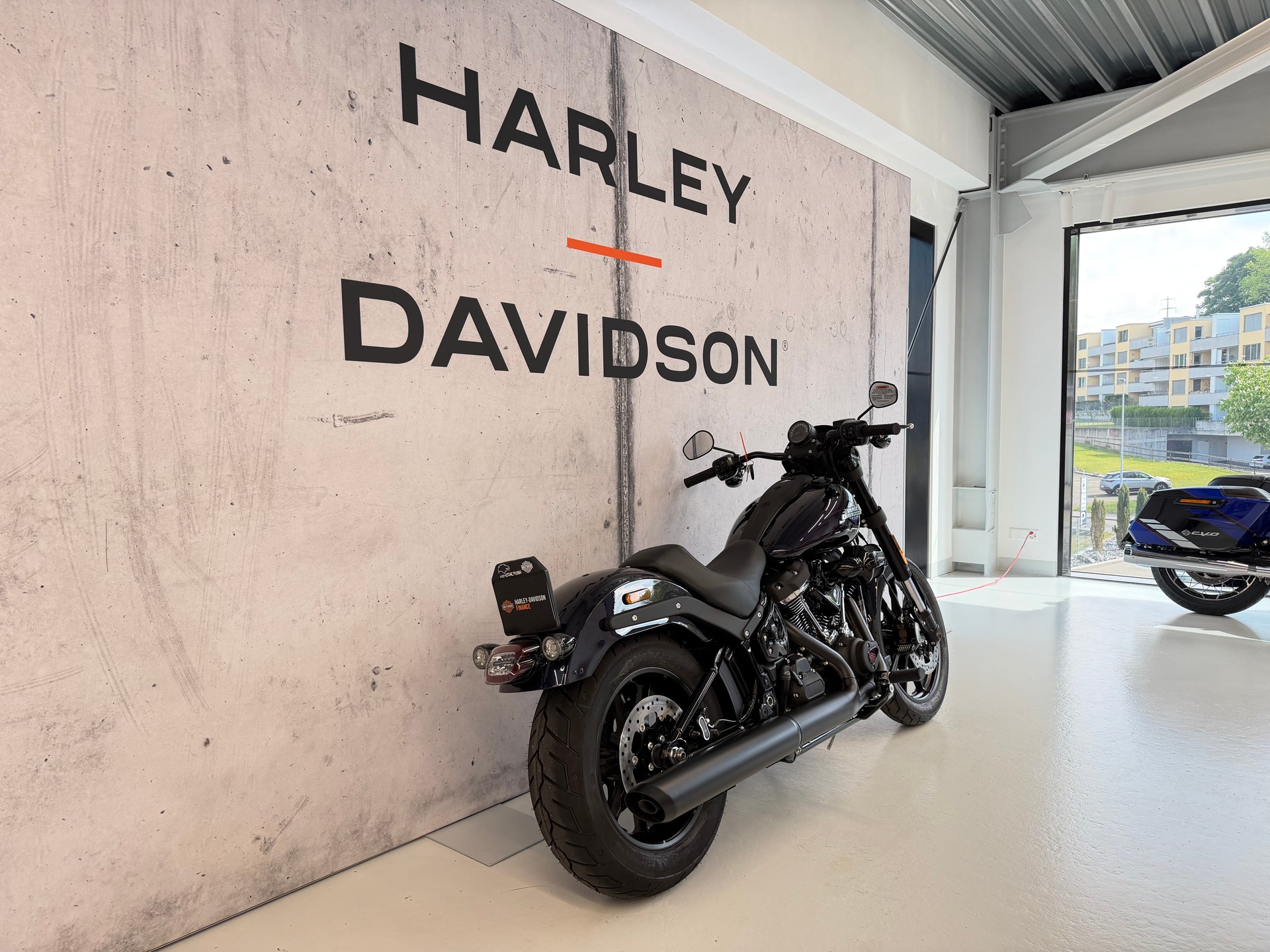 HARLEY-DAVIDSON FXLRS Low Rider S 117 Factory Custom-image-2
