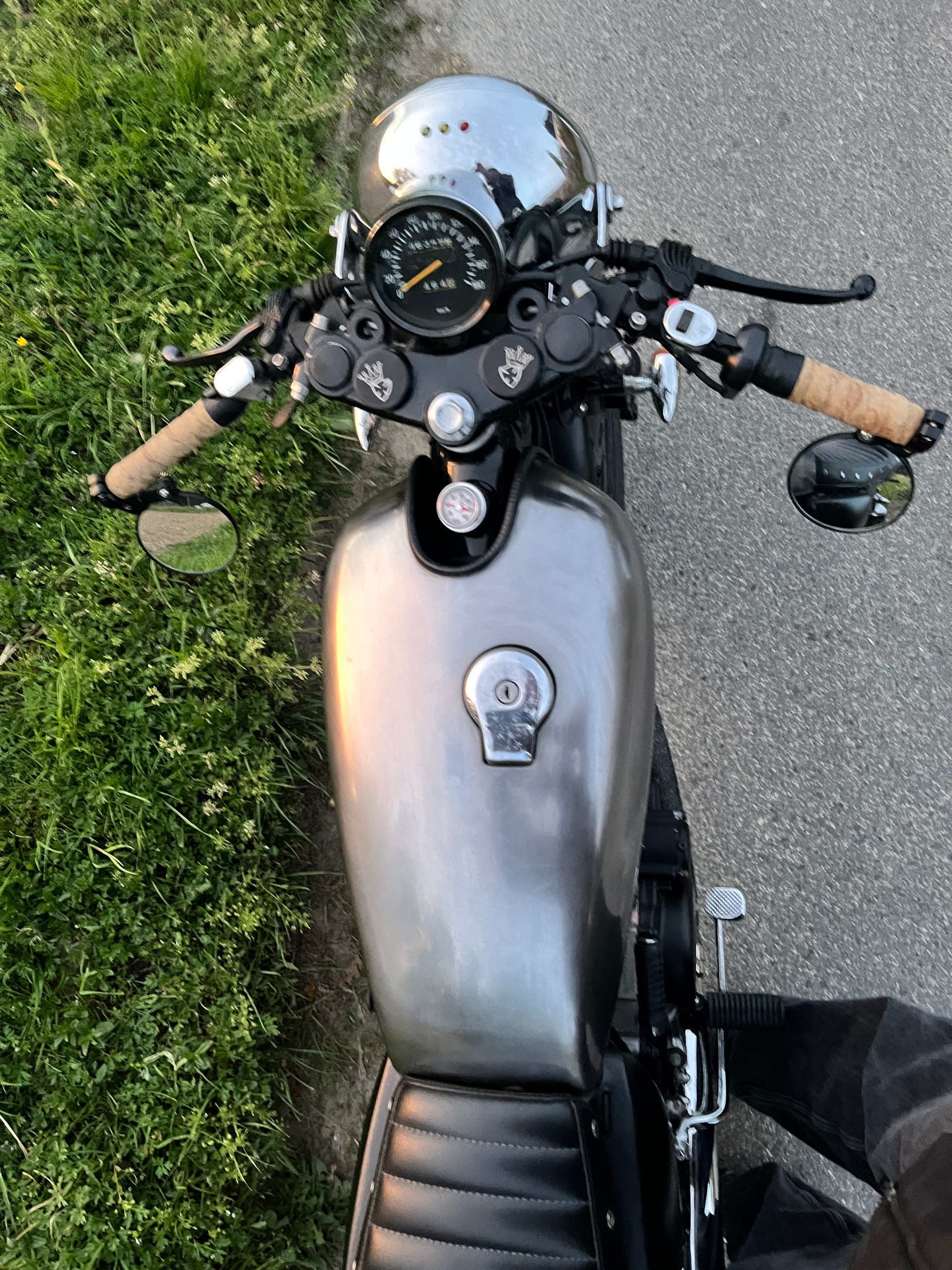 YAMAHA SR 500-image-3